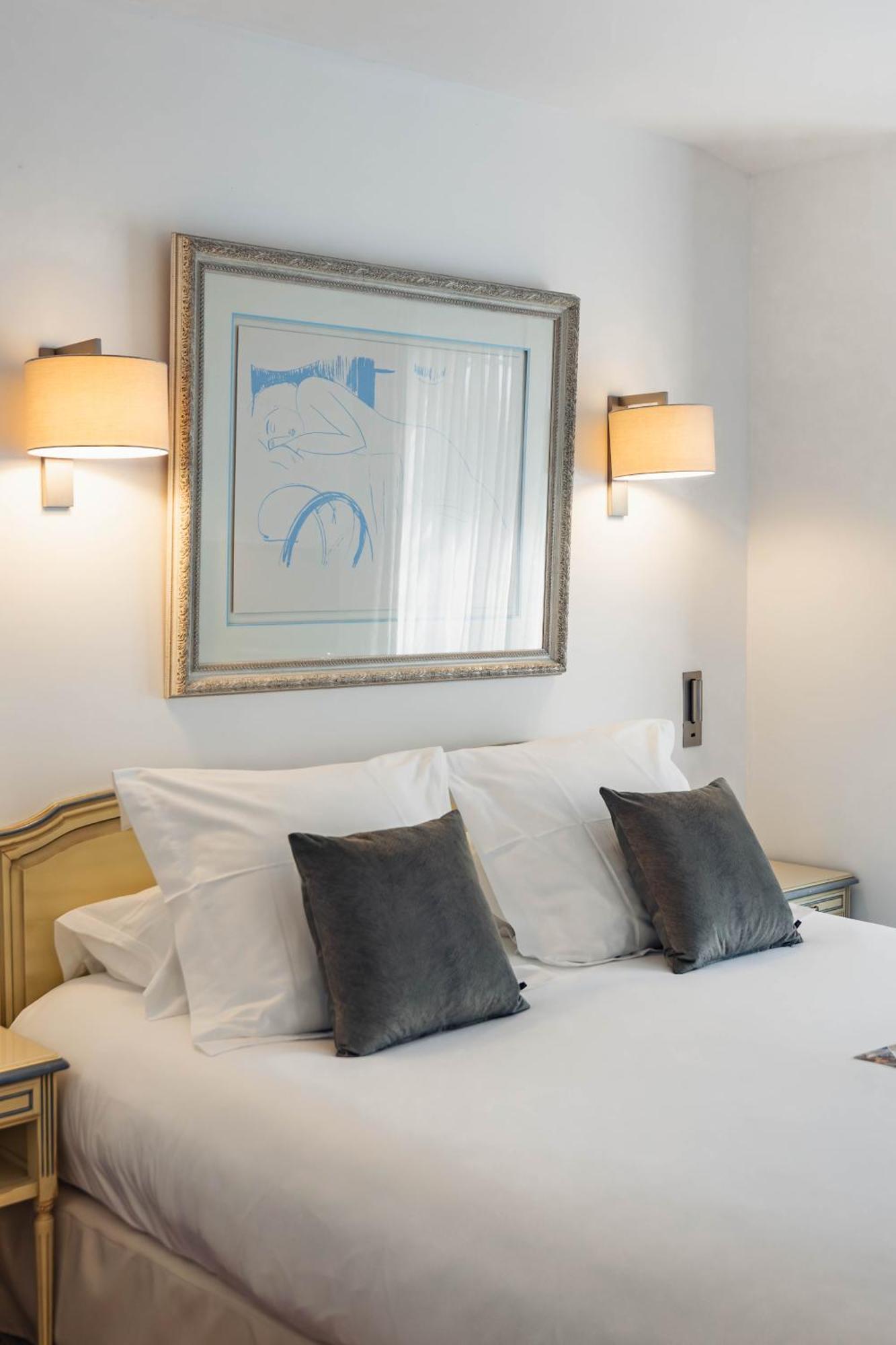 Superior Double Room Bath