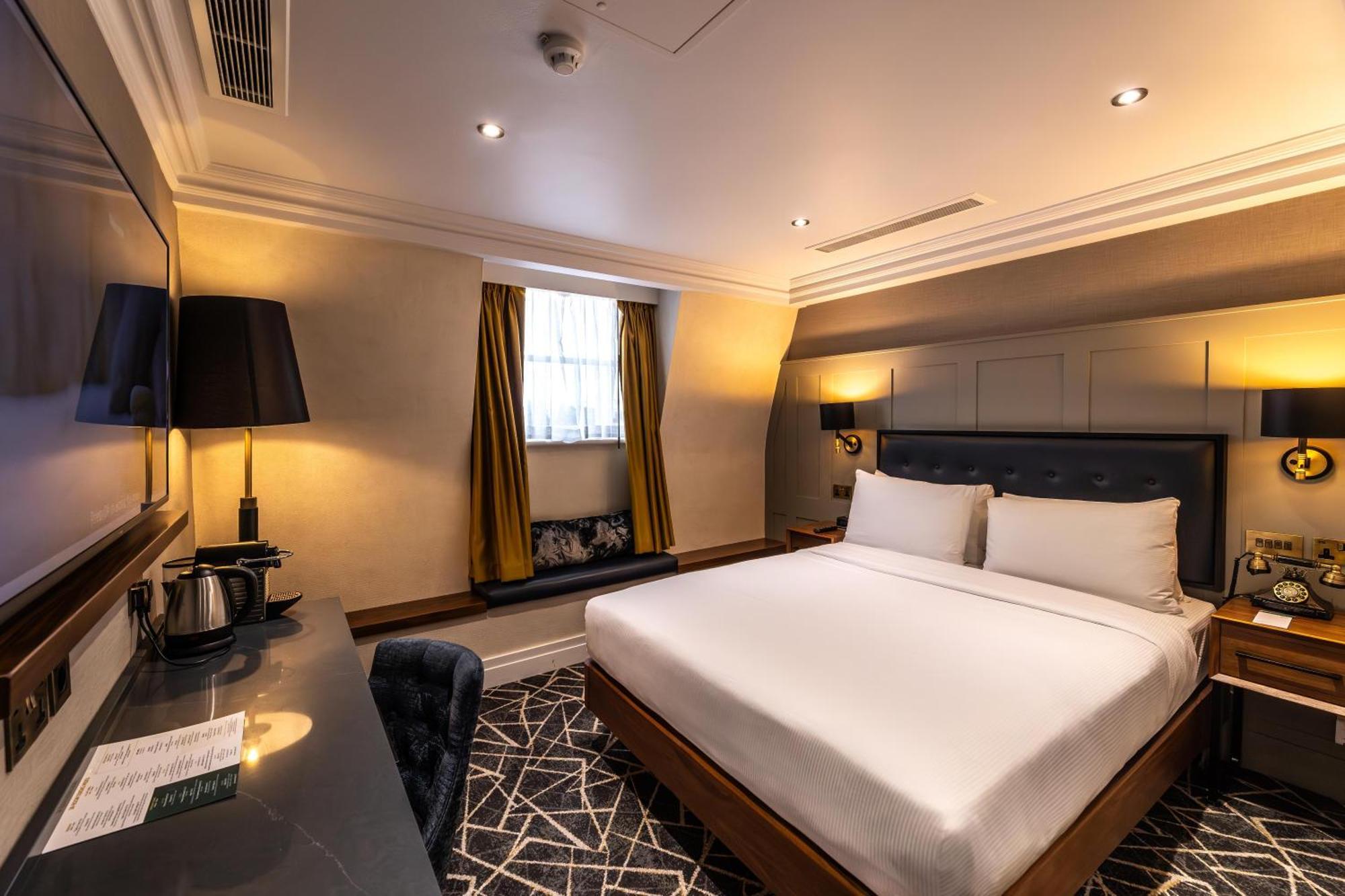 Superior Double Room,1765854496:JPEG