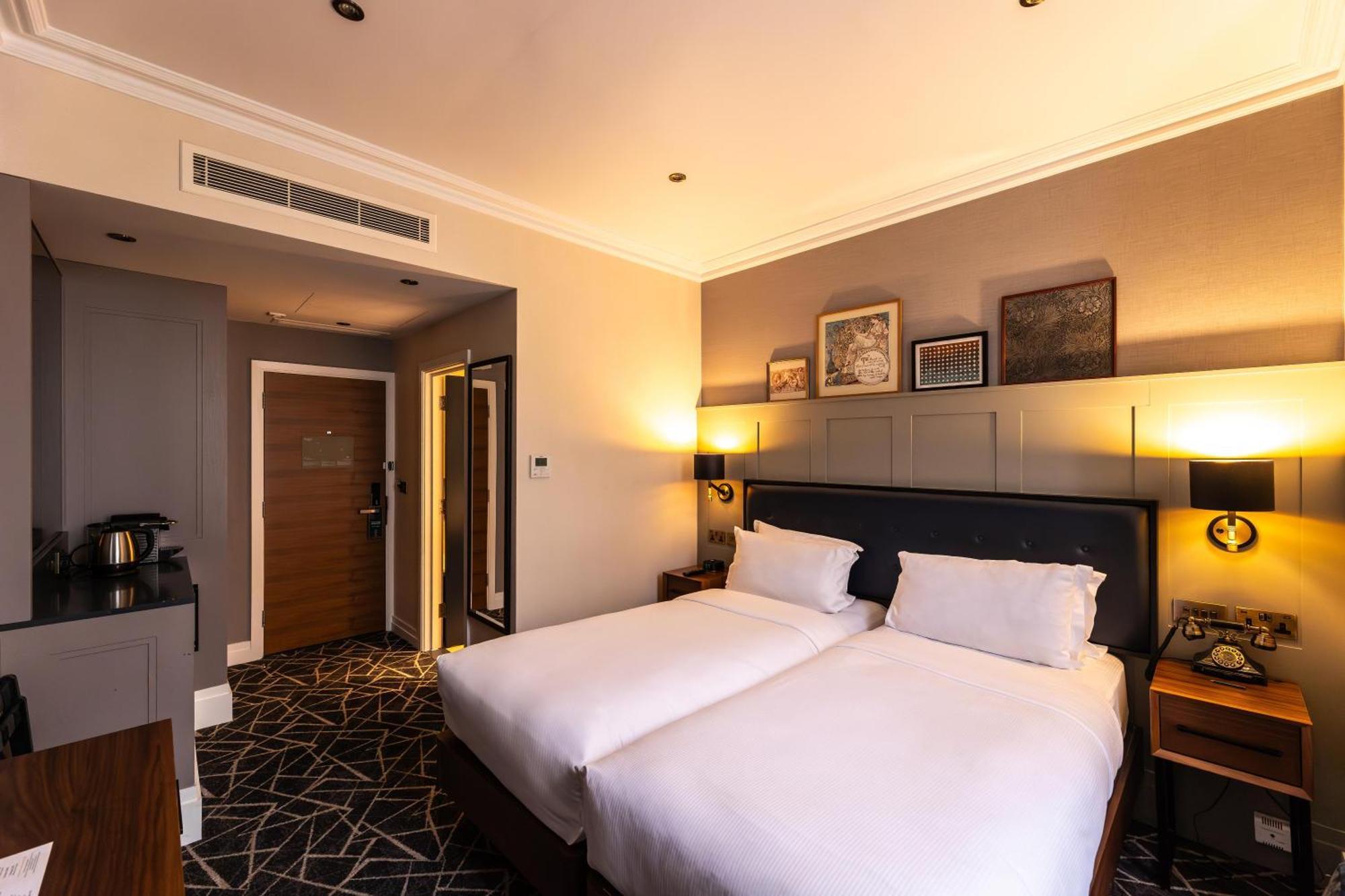 Superior Twin Room,1765854489:JPEG
