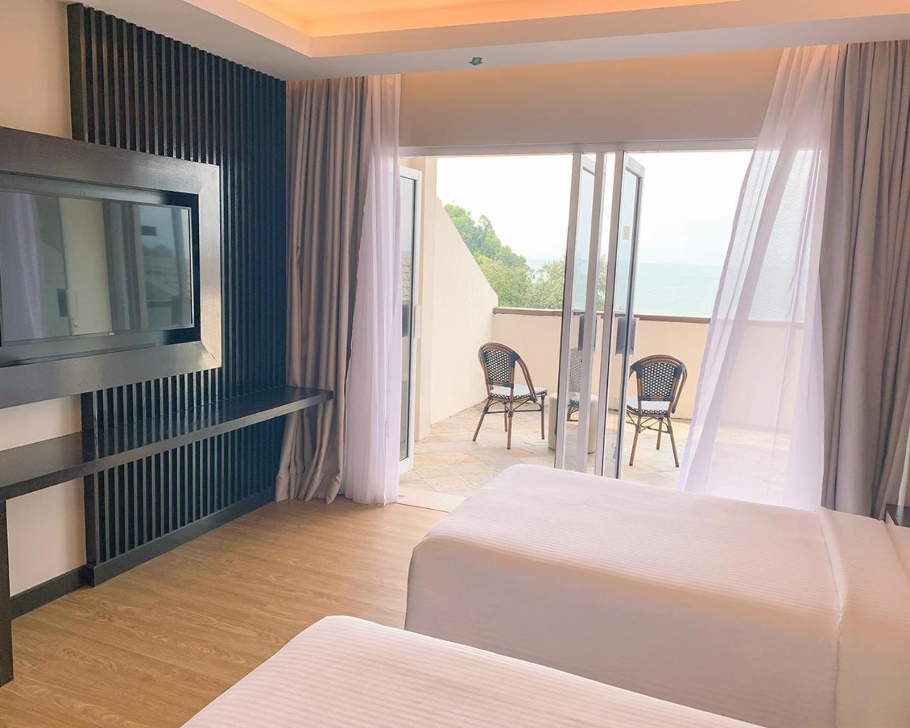 Deluxe Twin Sea View