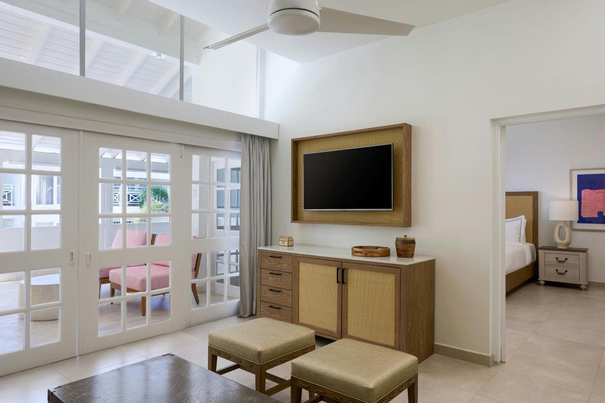 Deluxe Adults Only 1 Bedroom Suite