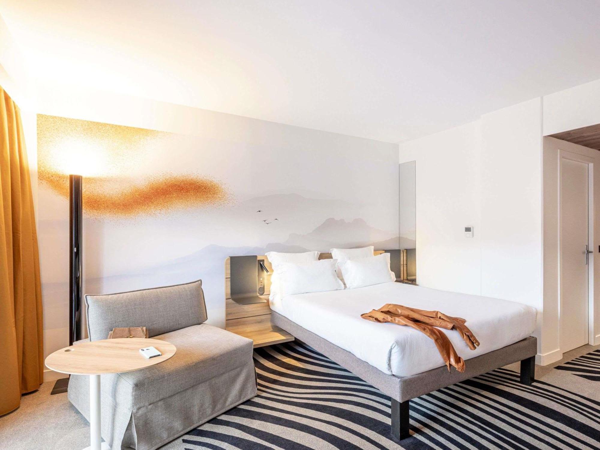 Superior Zimmer mit 1 Doppelbett und Schlafsofa - Dorfblick