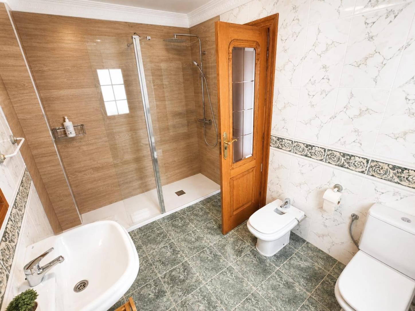 Double Room,1766206704:JPEG