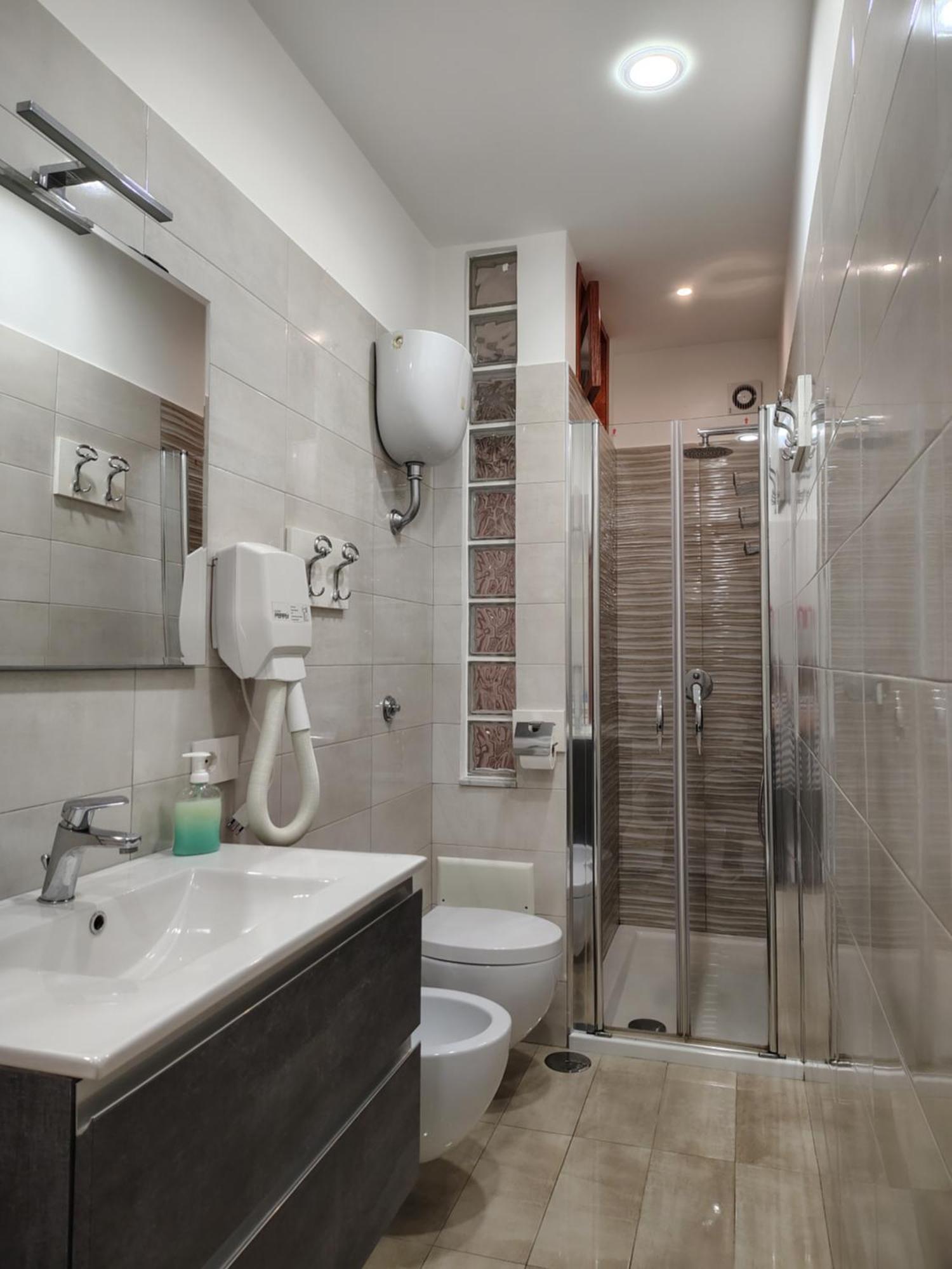 Triple Room Private Bathroom