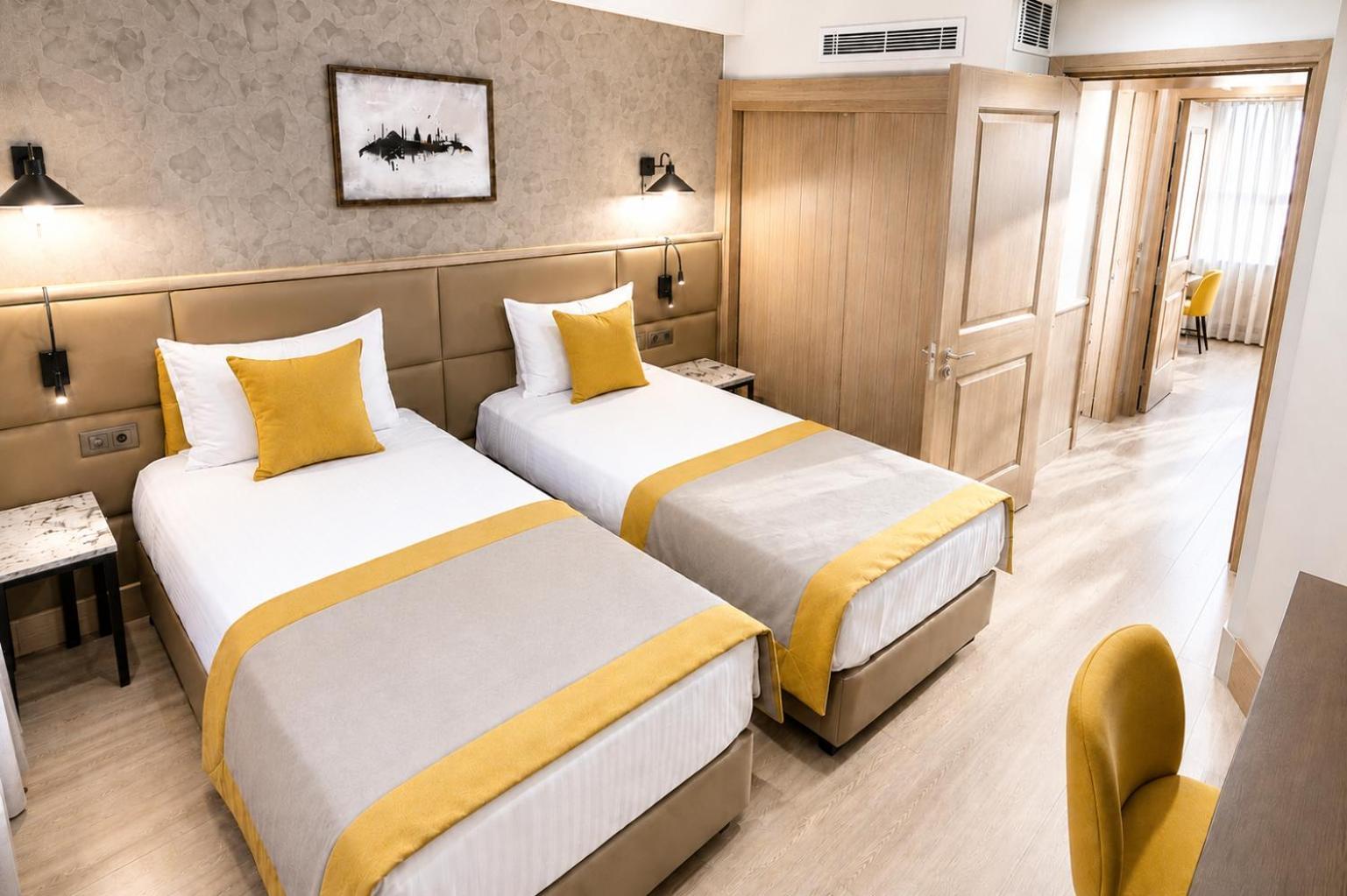 Annex Junior Family Suite 2 Rooms 1 Bathroom