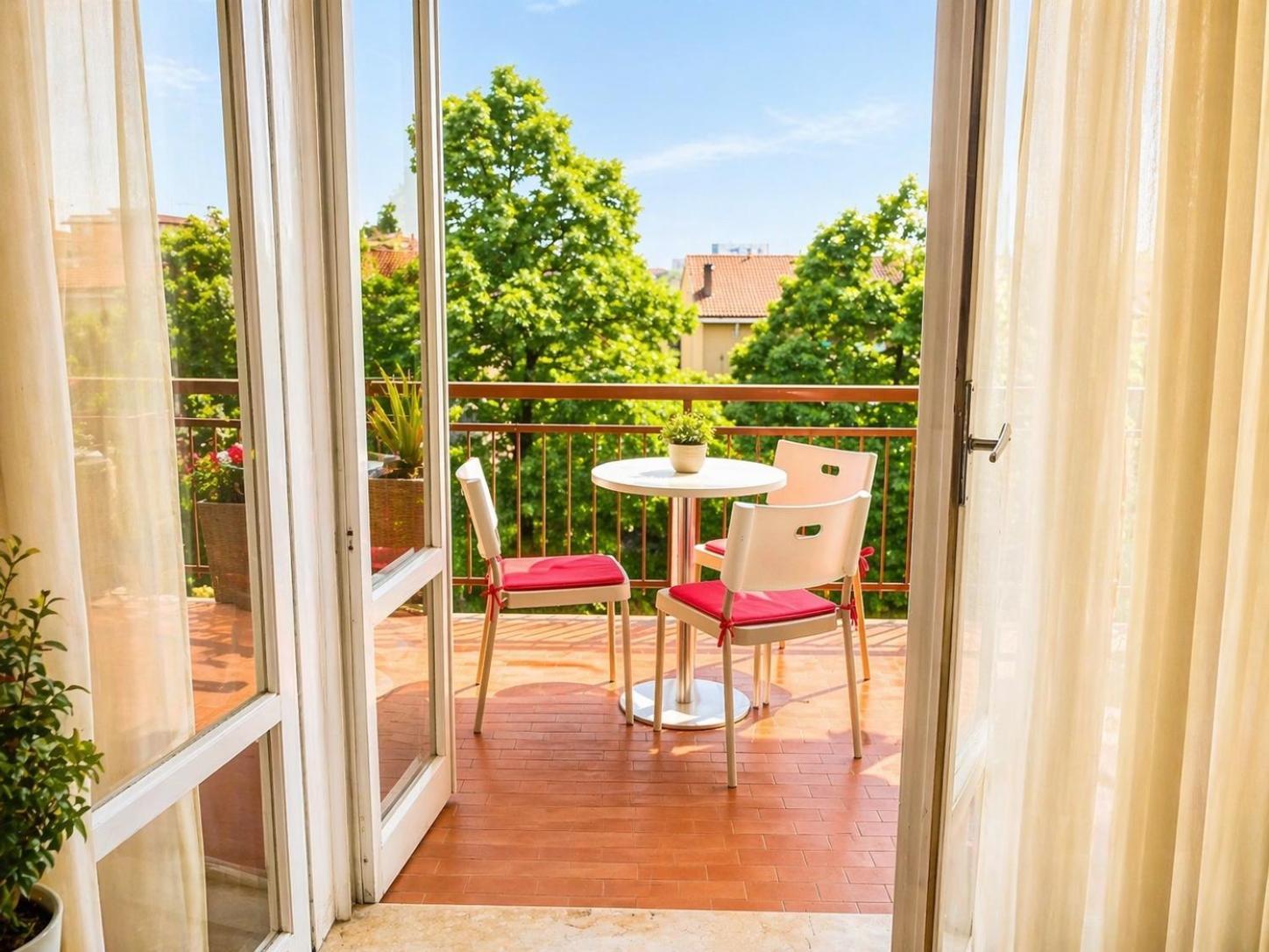 Triple Room City View