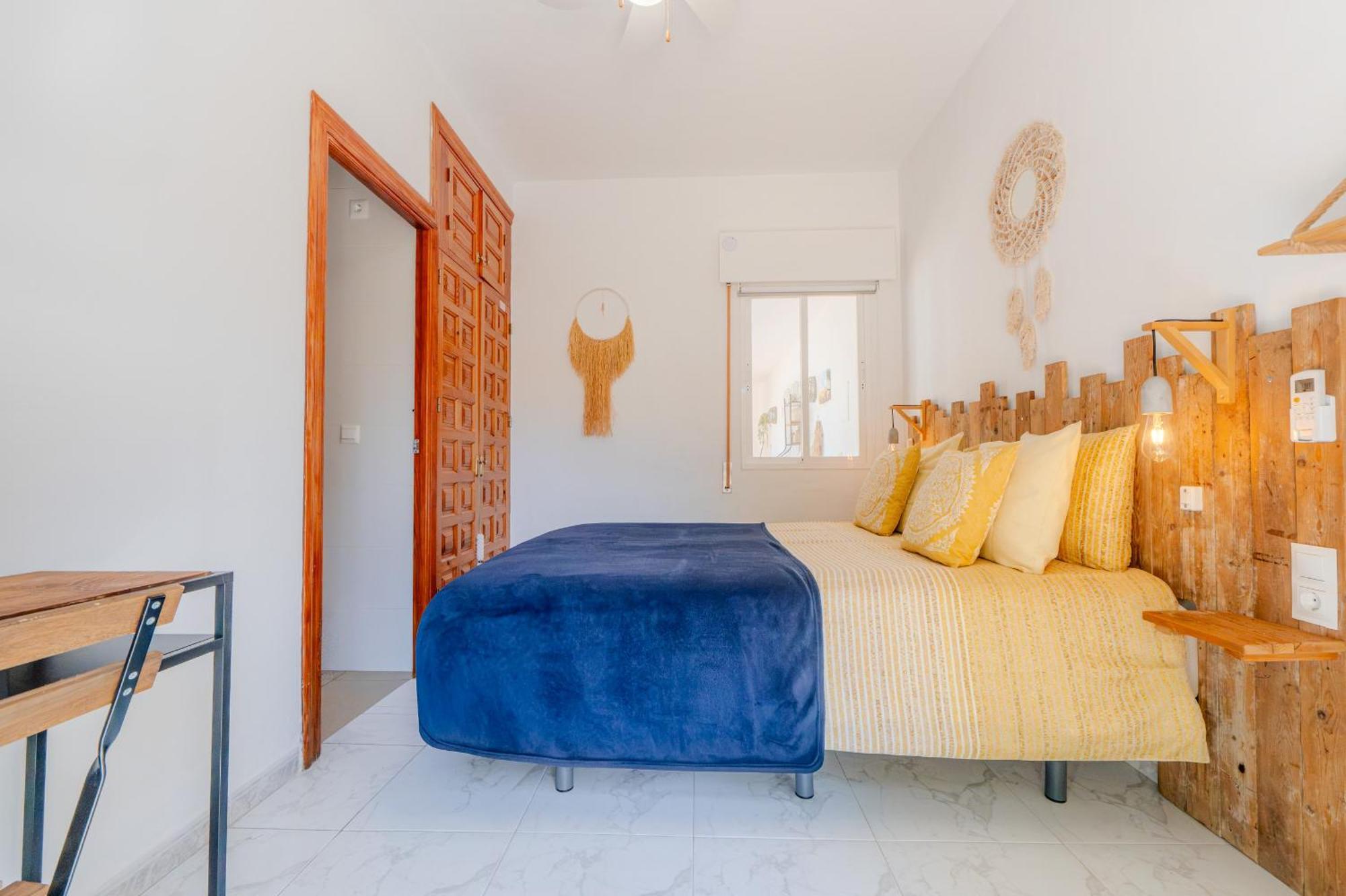 Double Room Private Bathroom