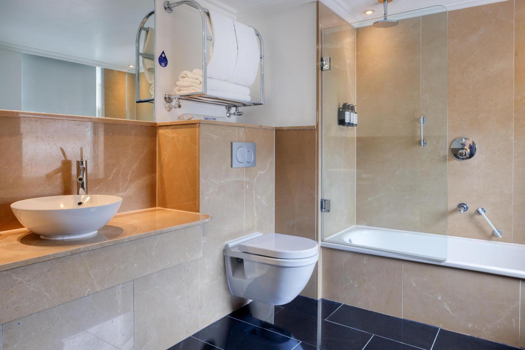 Premium King Room