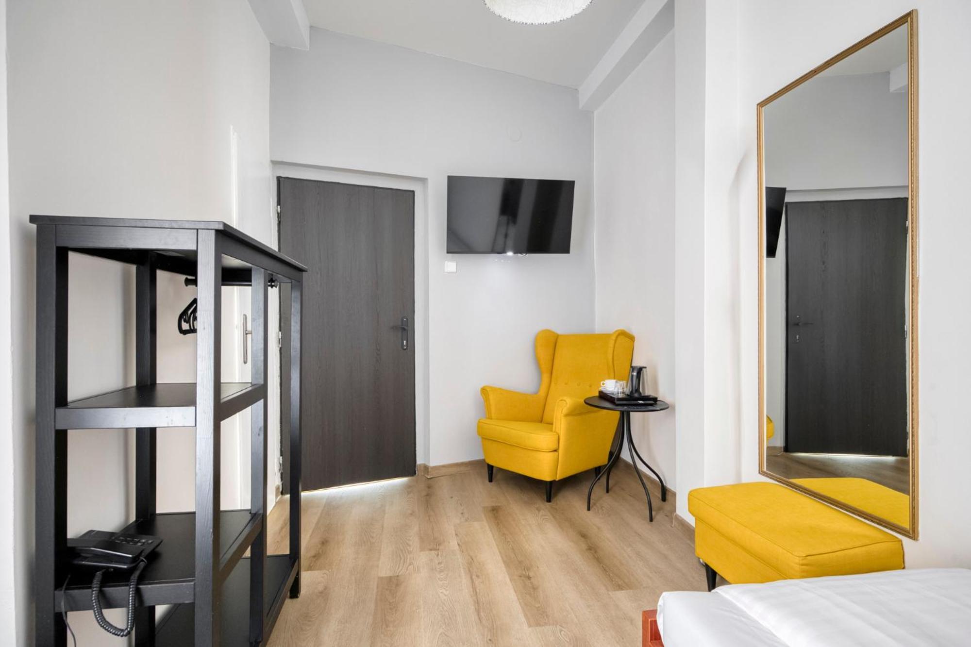 Economy Single Room