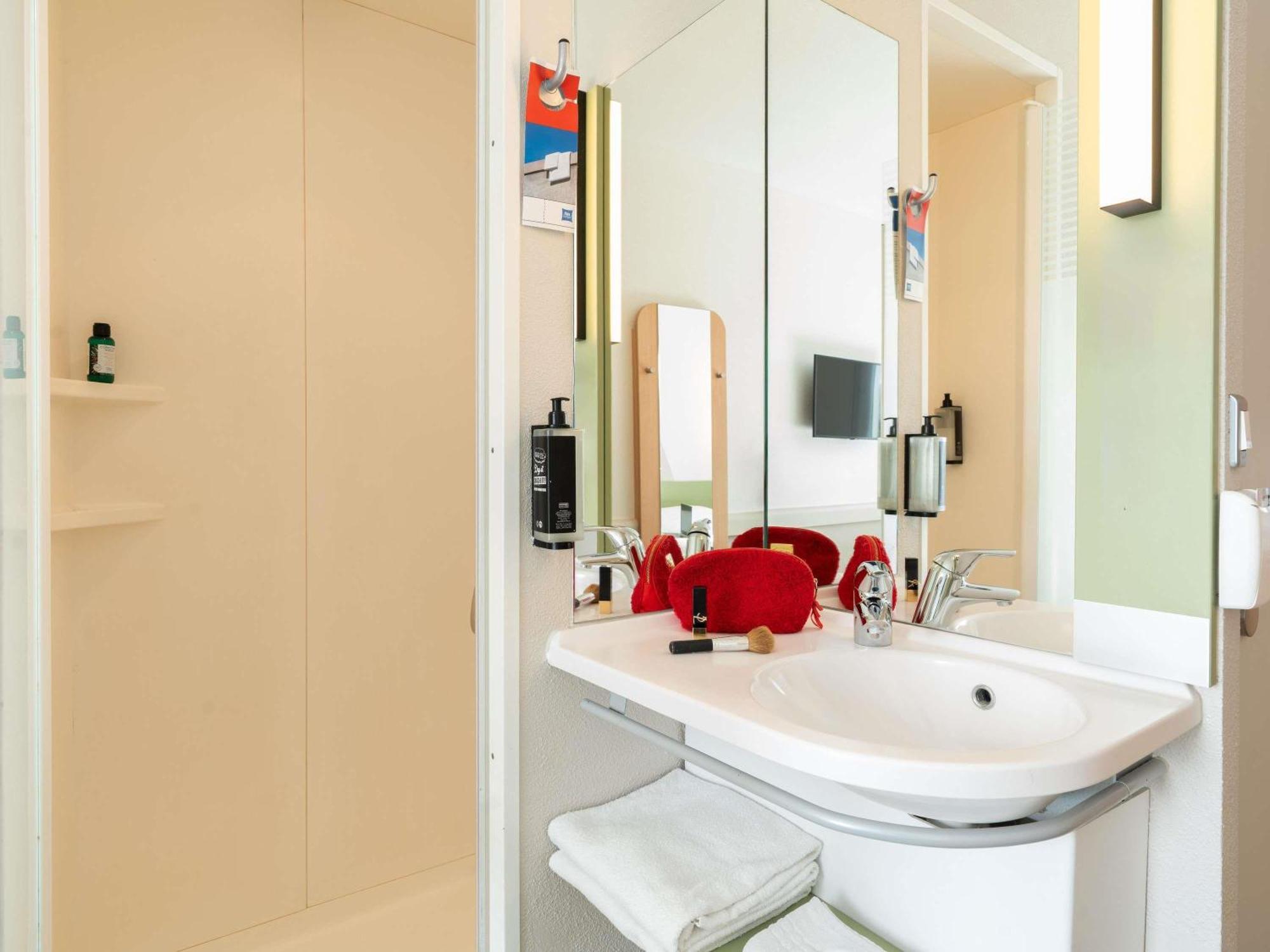 Standard Double Room,1770517442:JPEG
