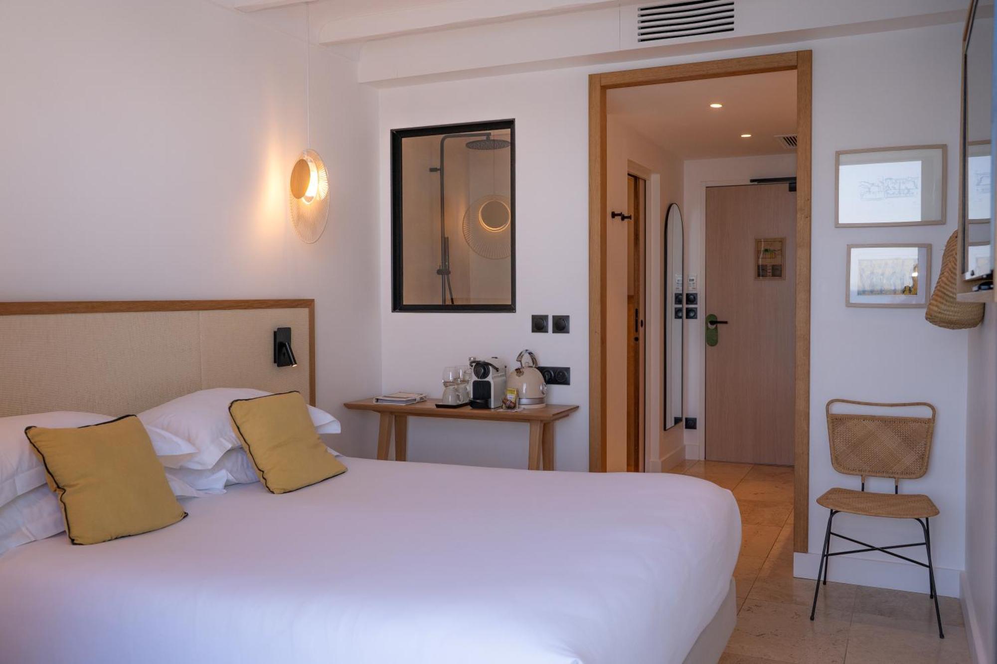 17m² Double Room Balcony Sea View
