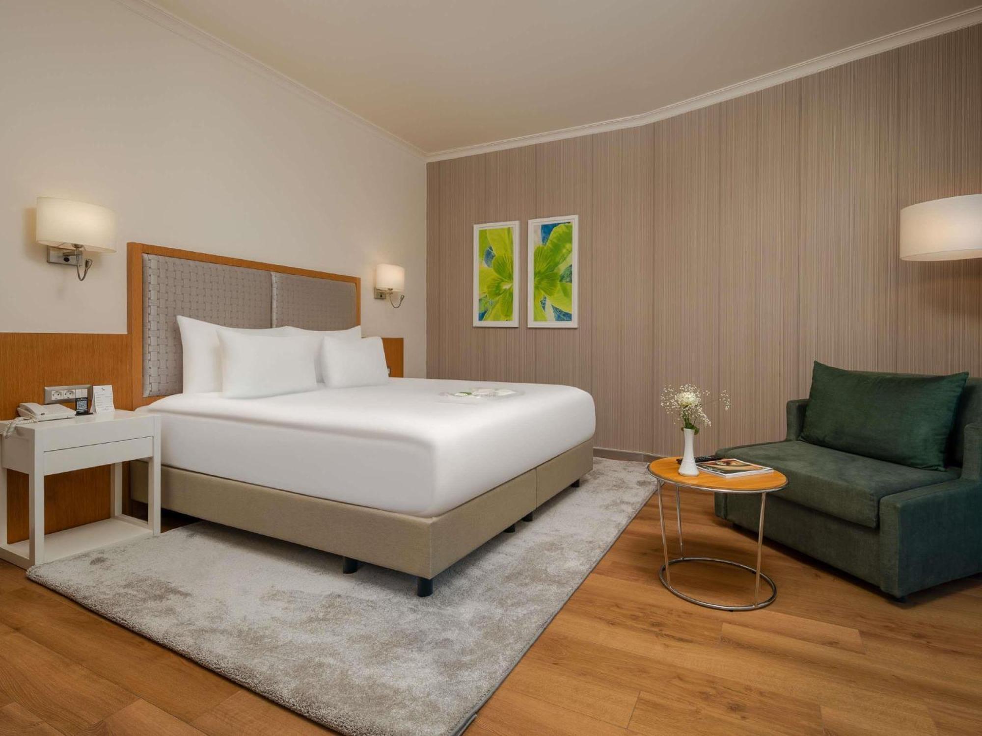 Standard Room with Garden View - No Balcony