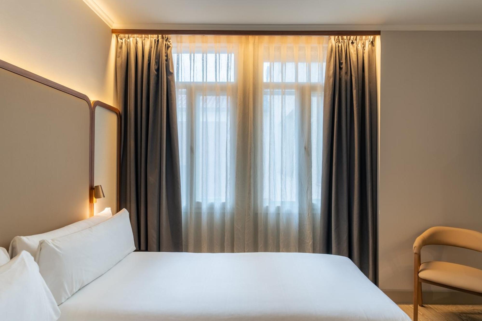 Double or Twin Room,1770836199:JPEG