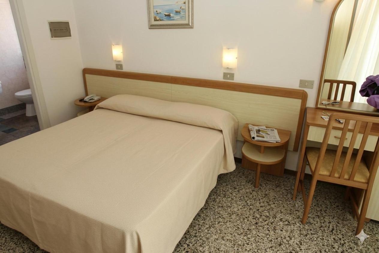 Comfort Double or Twin Room
