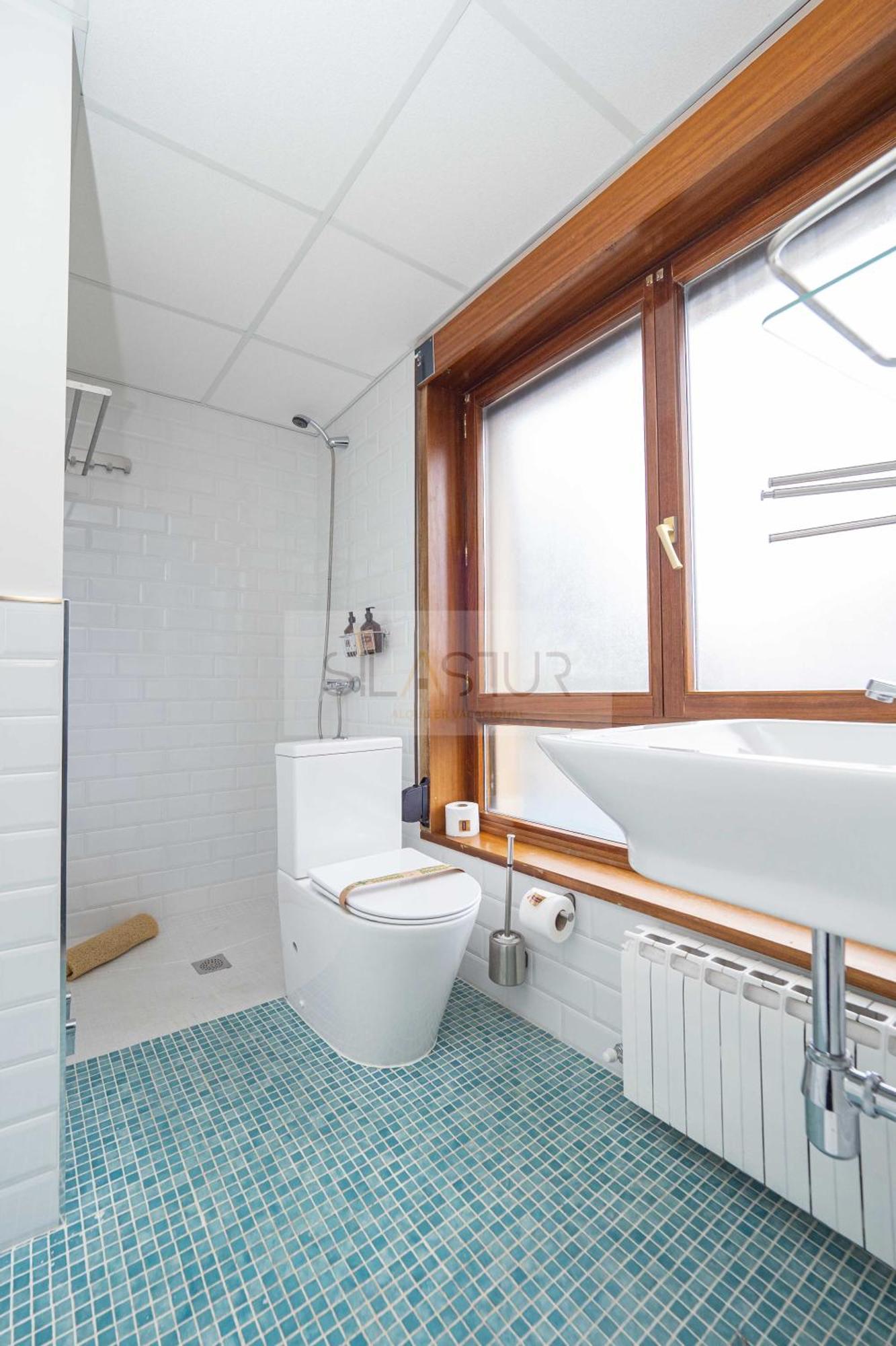 Twin Room Private Bathroom
