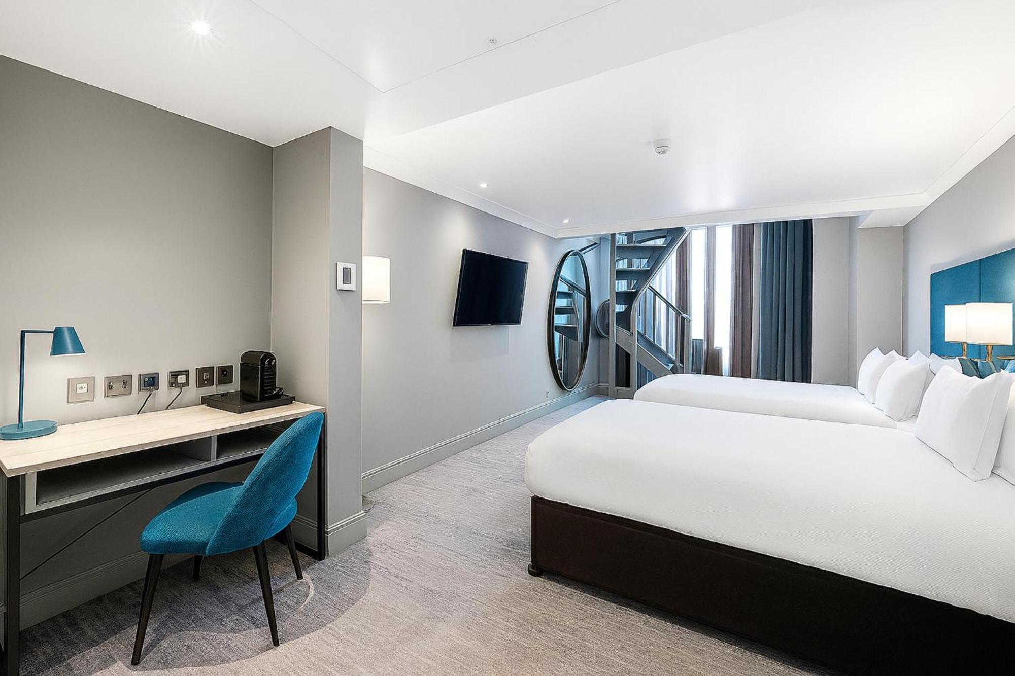 Duplex Three Double Beds