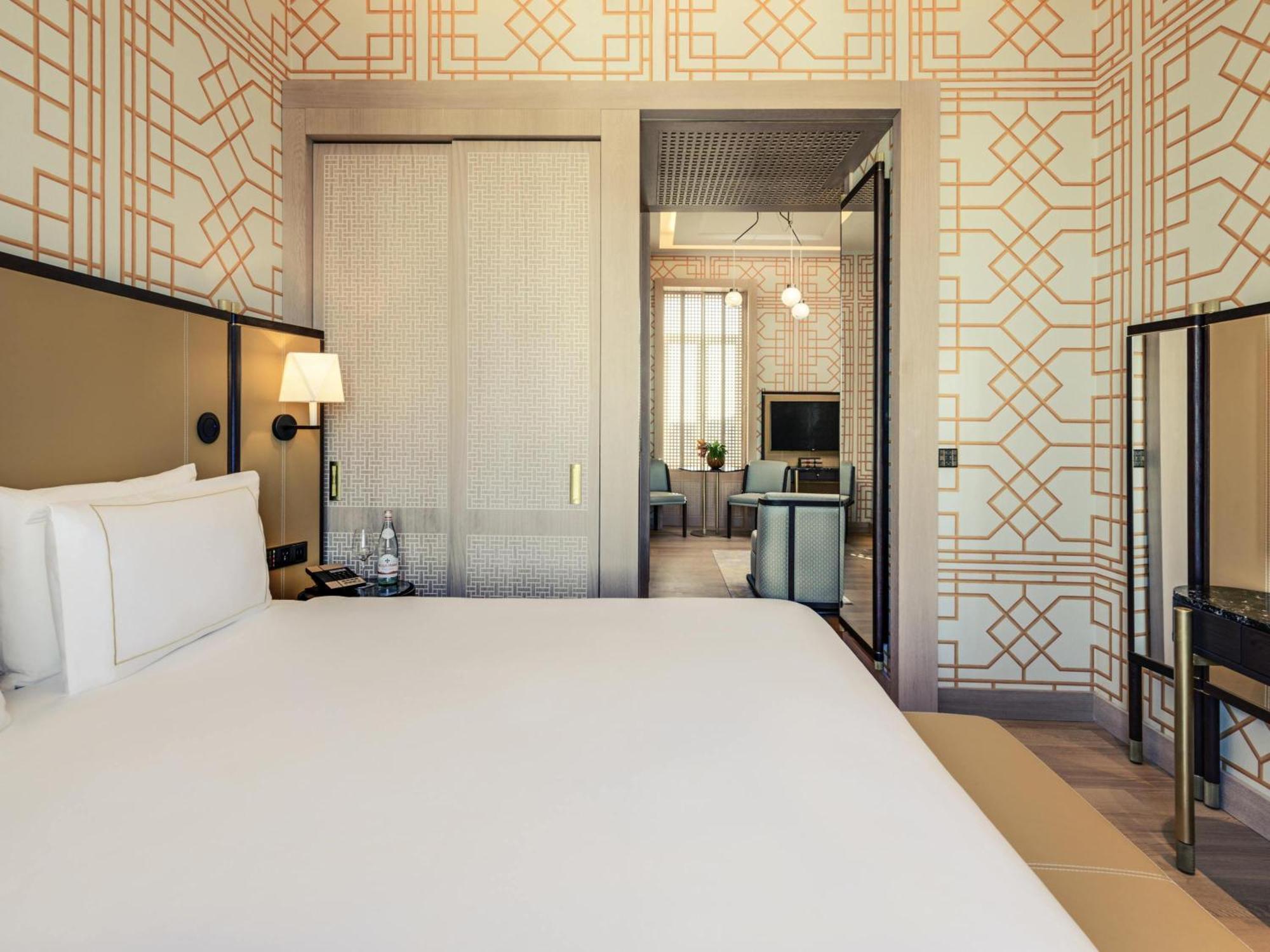 Junior King Suite