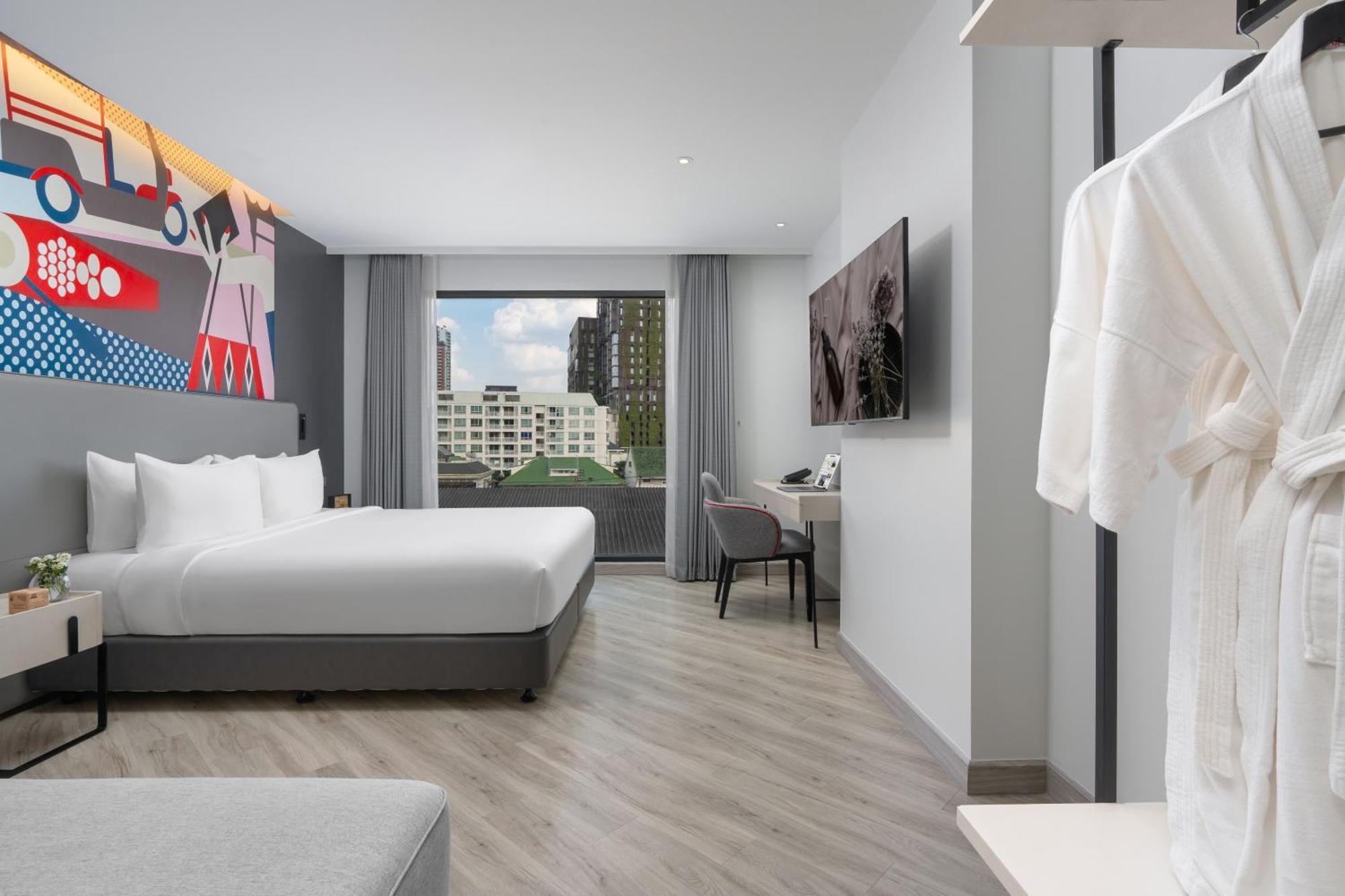 Studio Deluxe Room