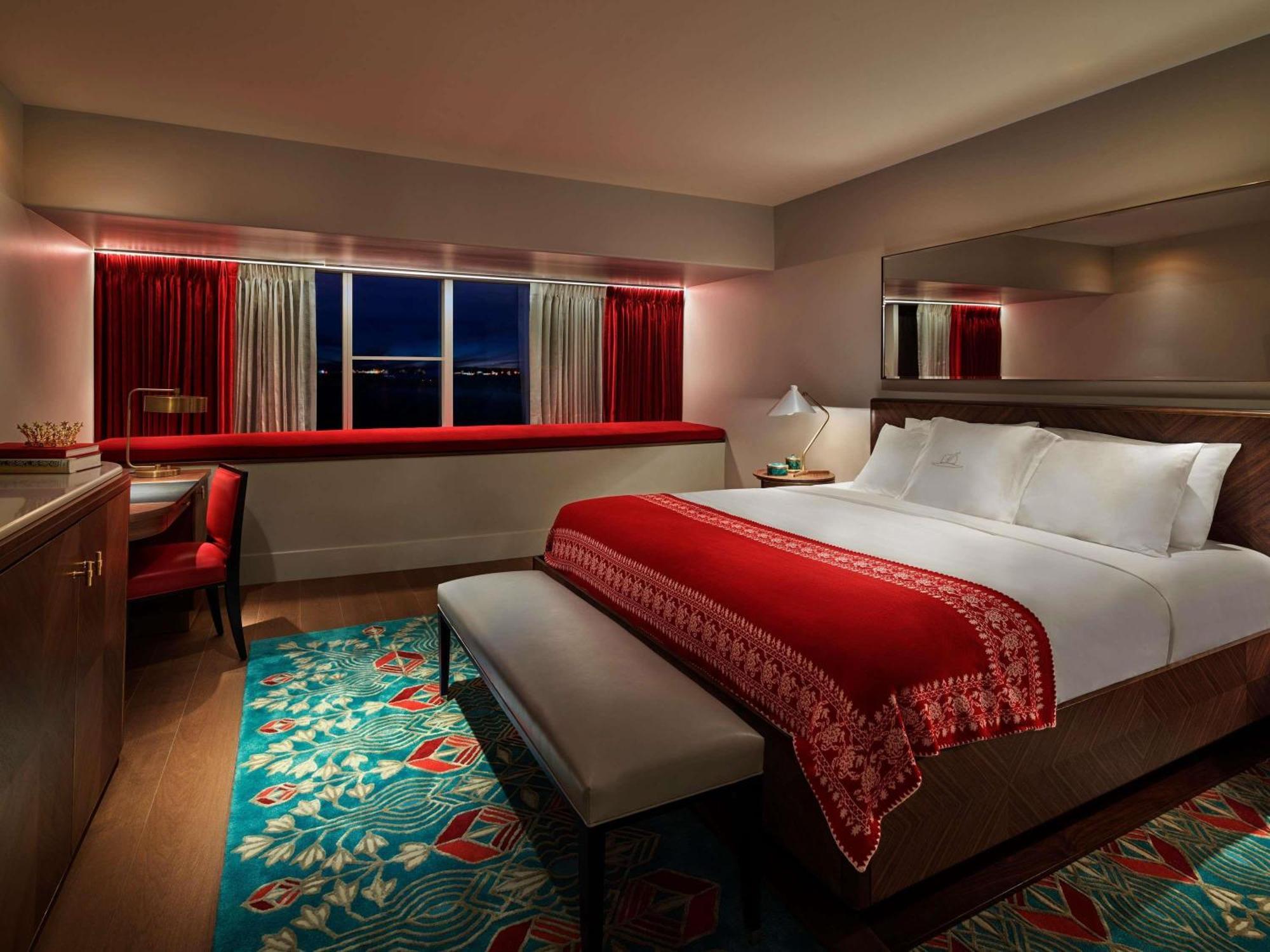 Chambre Lit King-Size - Vue sur Baie