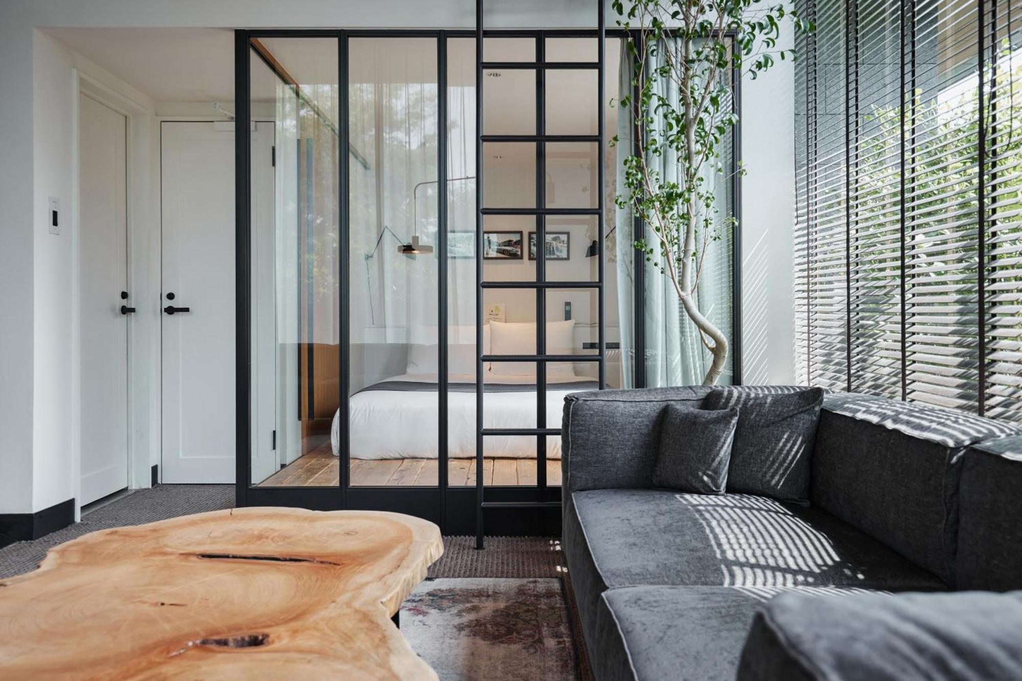 Living Suite