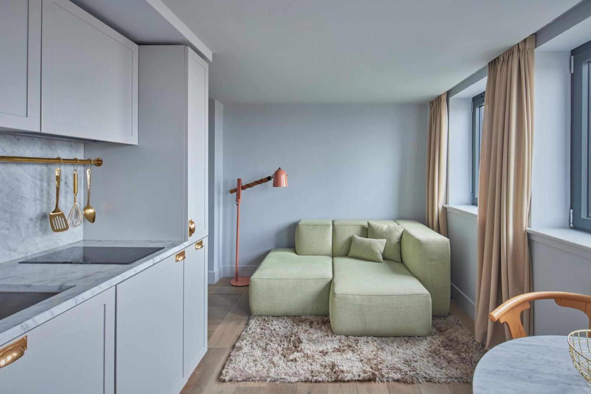 Open Plan Suite Panoramic View