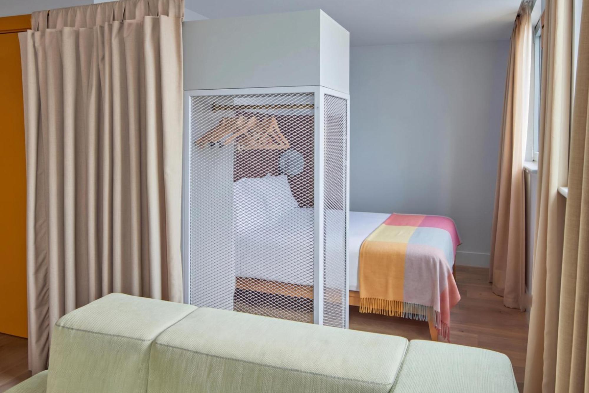 Open Plan Suite