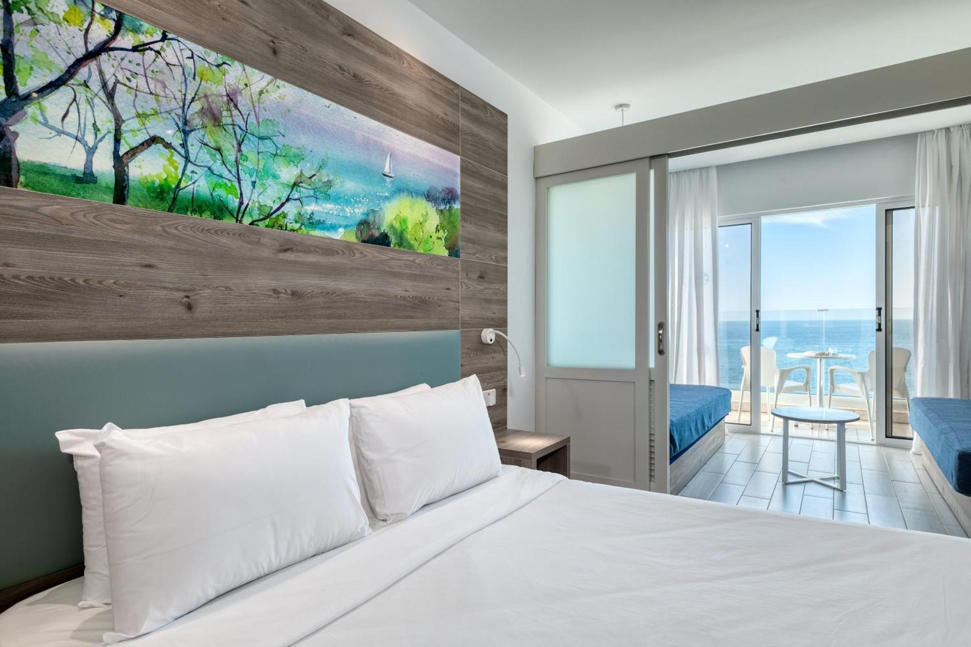 Family Room Sea View