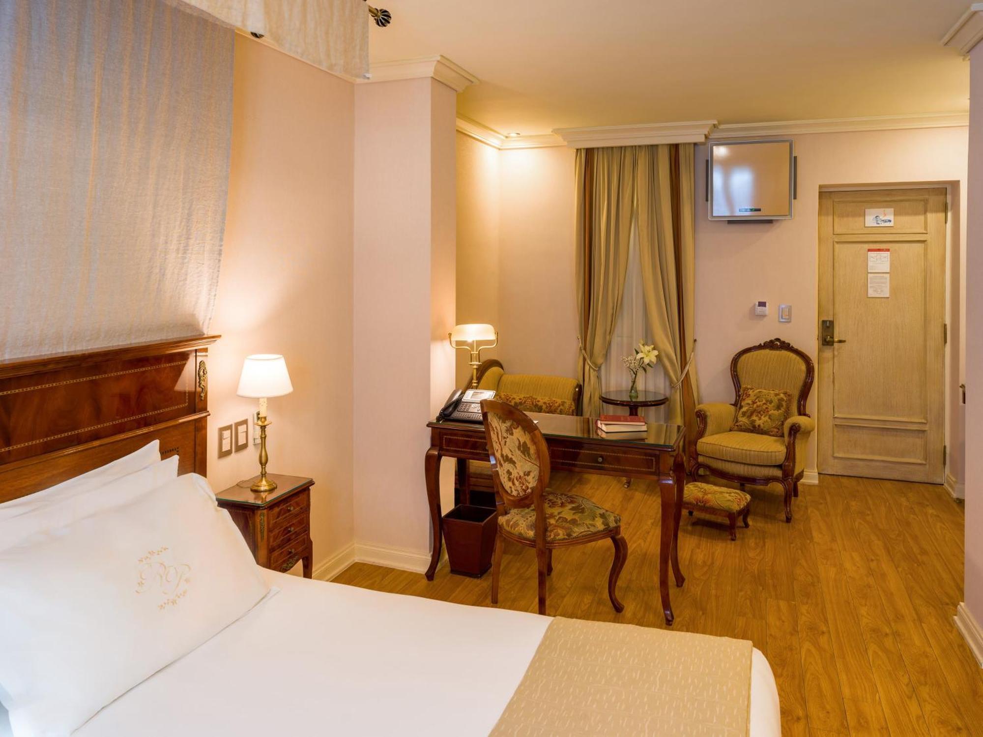 Melia Room King Bed