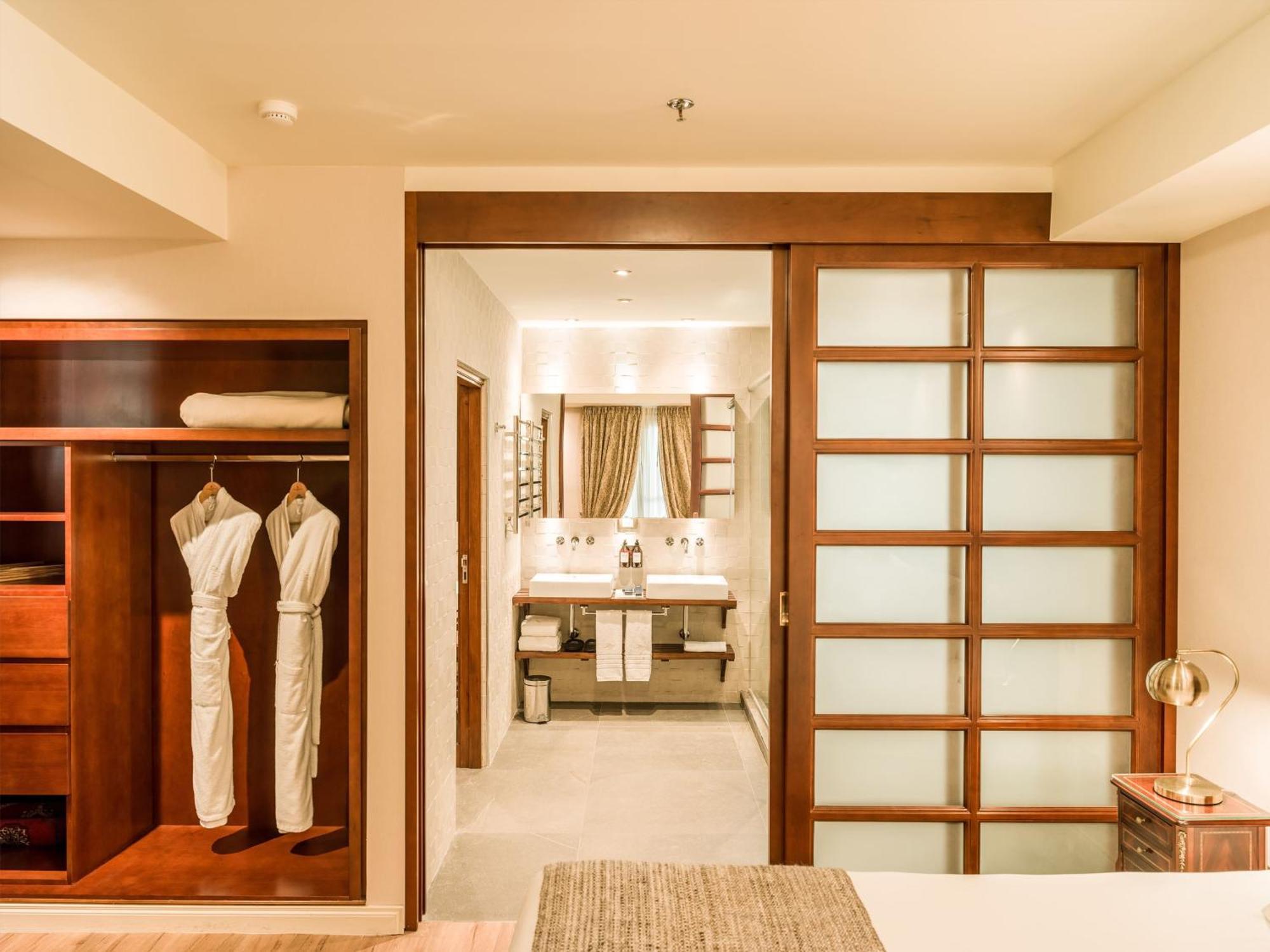 Royal Suite