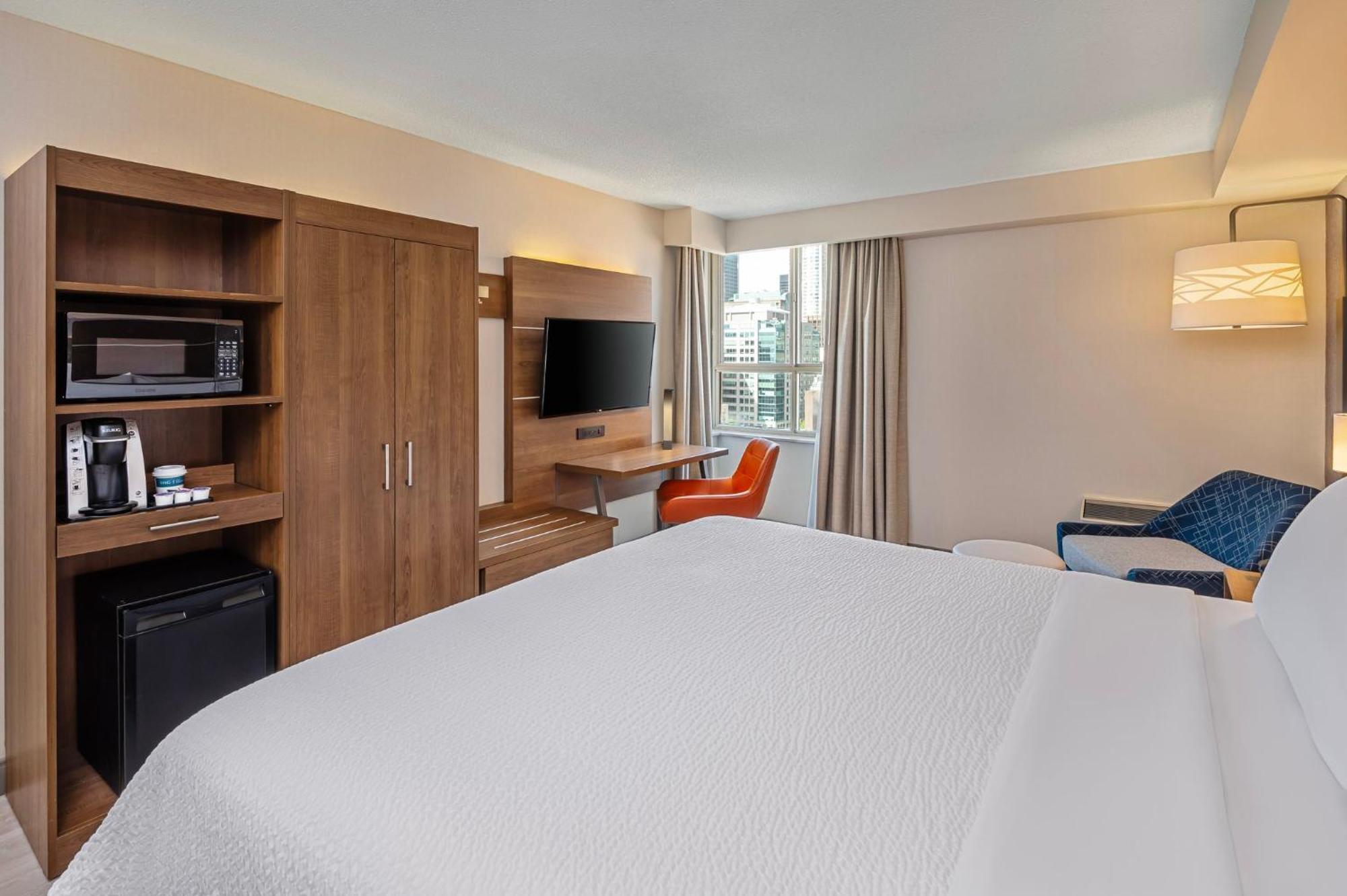 Standard King Room