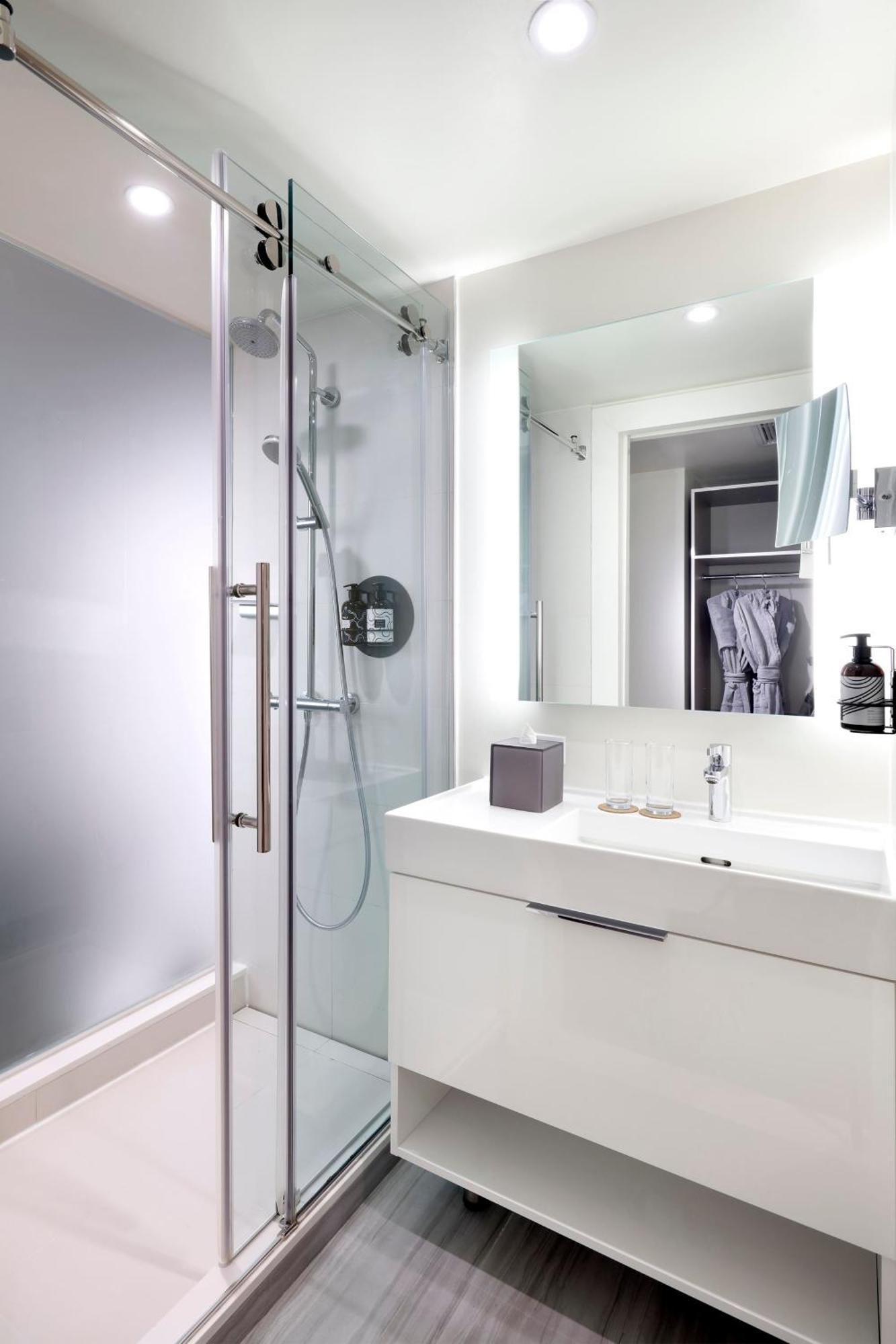 Quarto The INNSIDE com 2 Camas de Casal