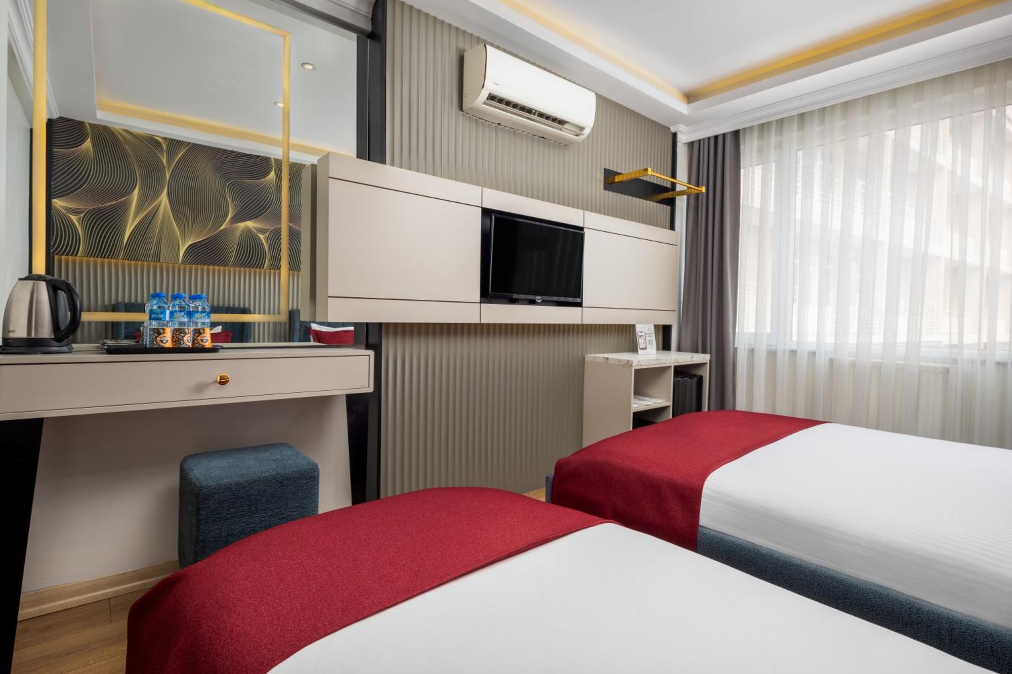 Standard Triple Room,1774648412:JPEG
