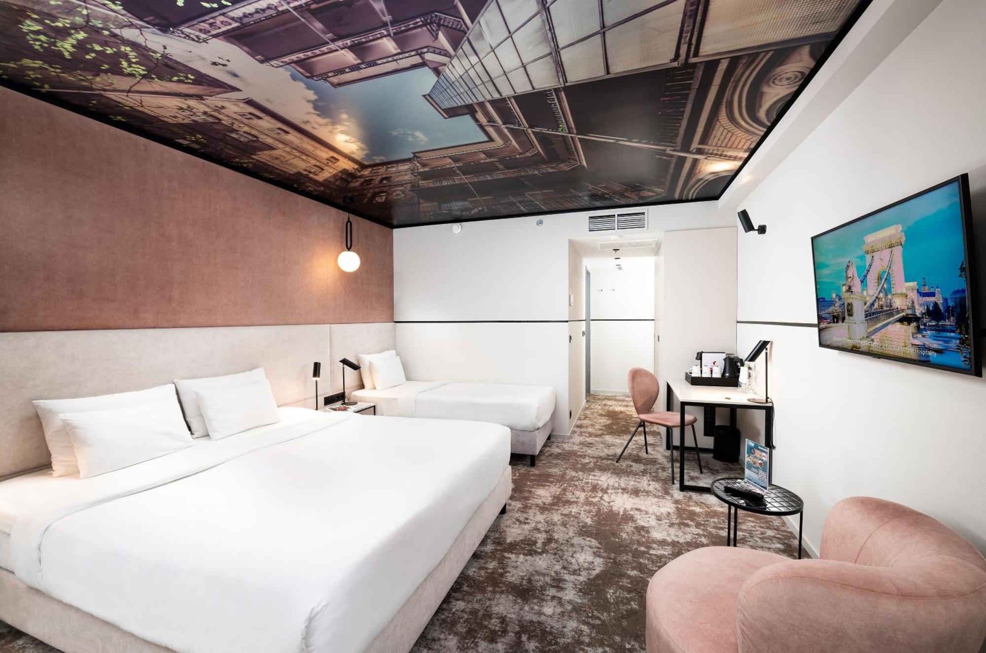 Superior Triple Room