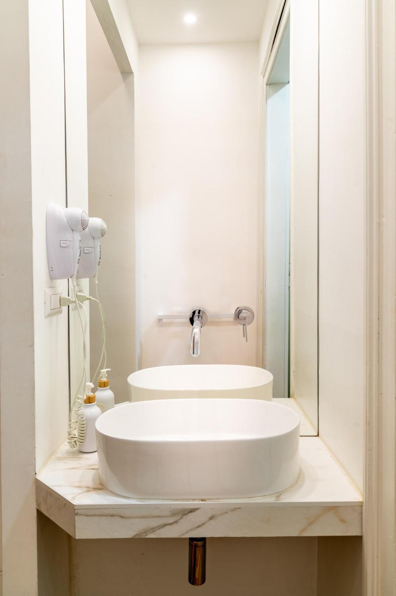 Luxury Triple Room