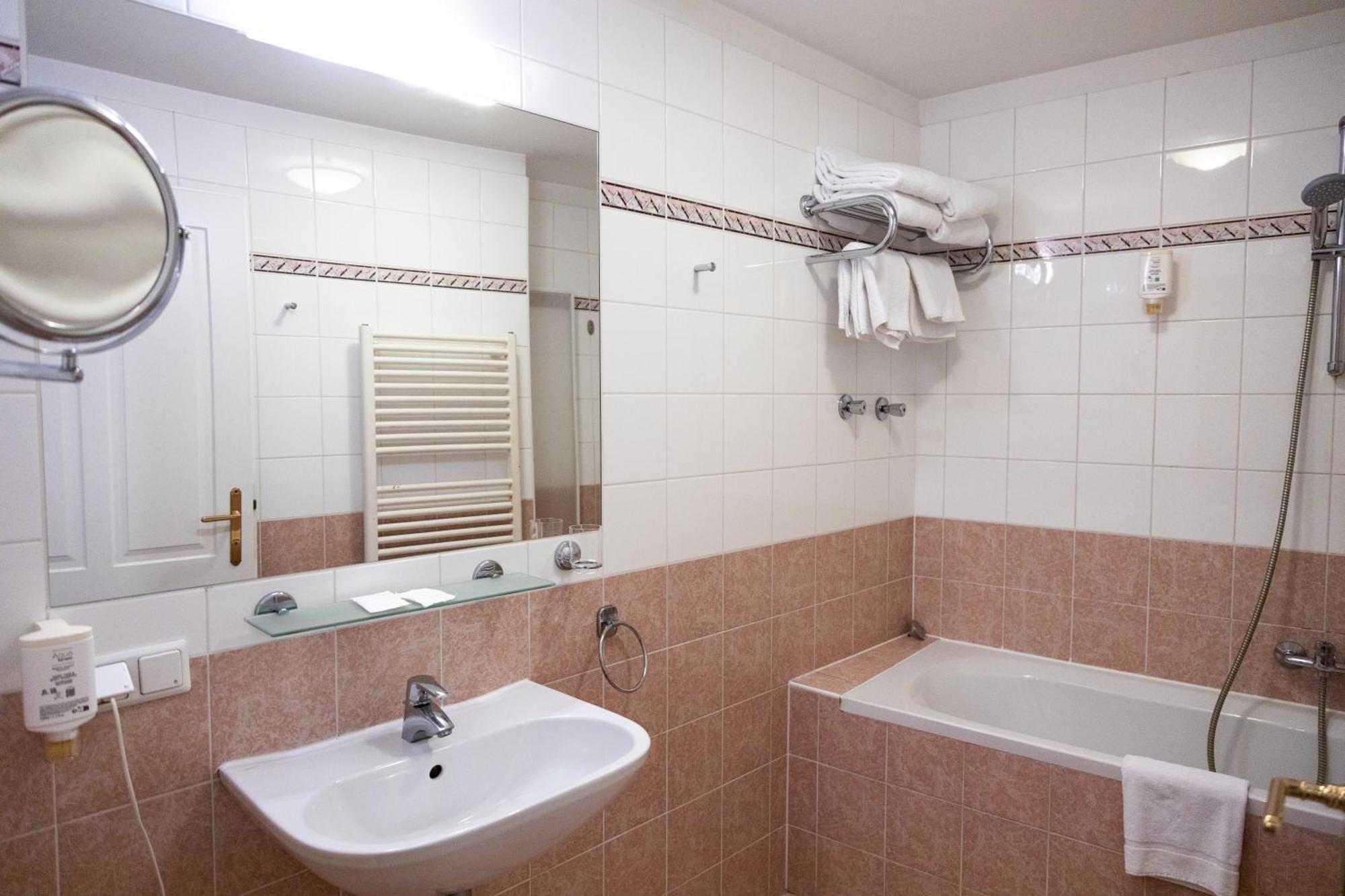 Standard Suite