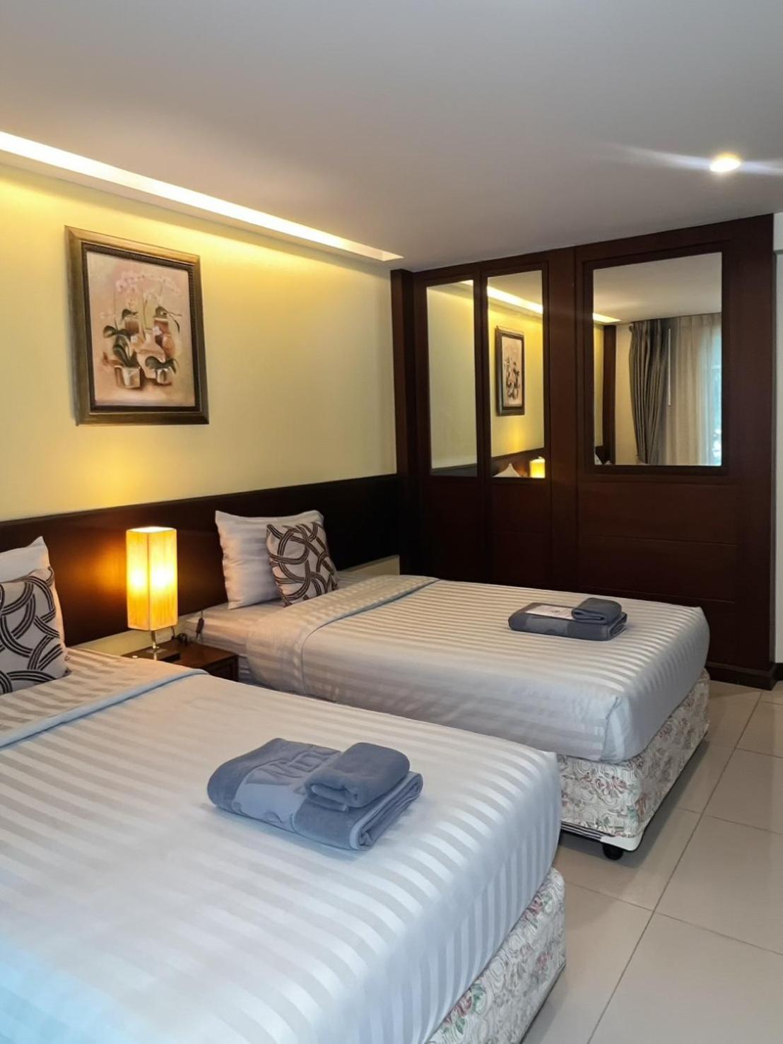 Deluxe Double or Twin Room