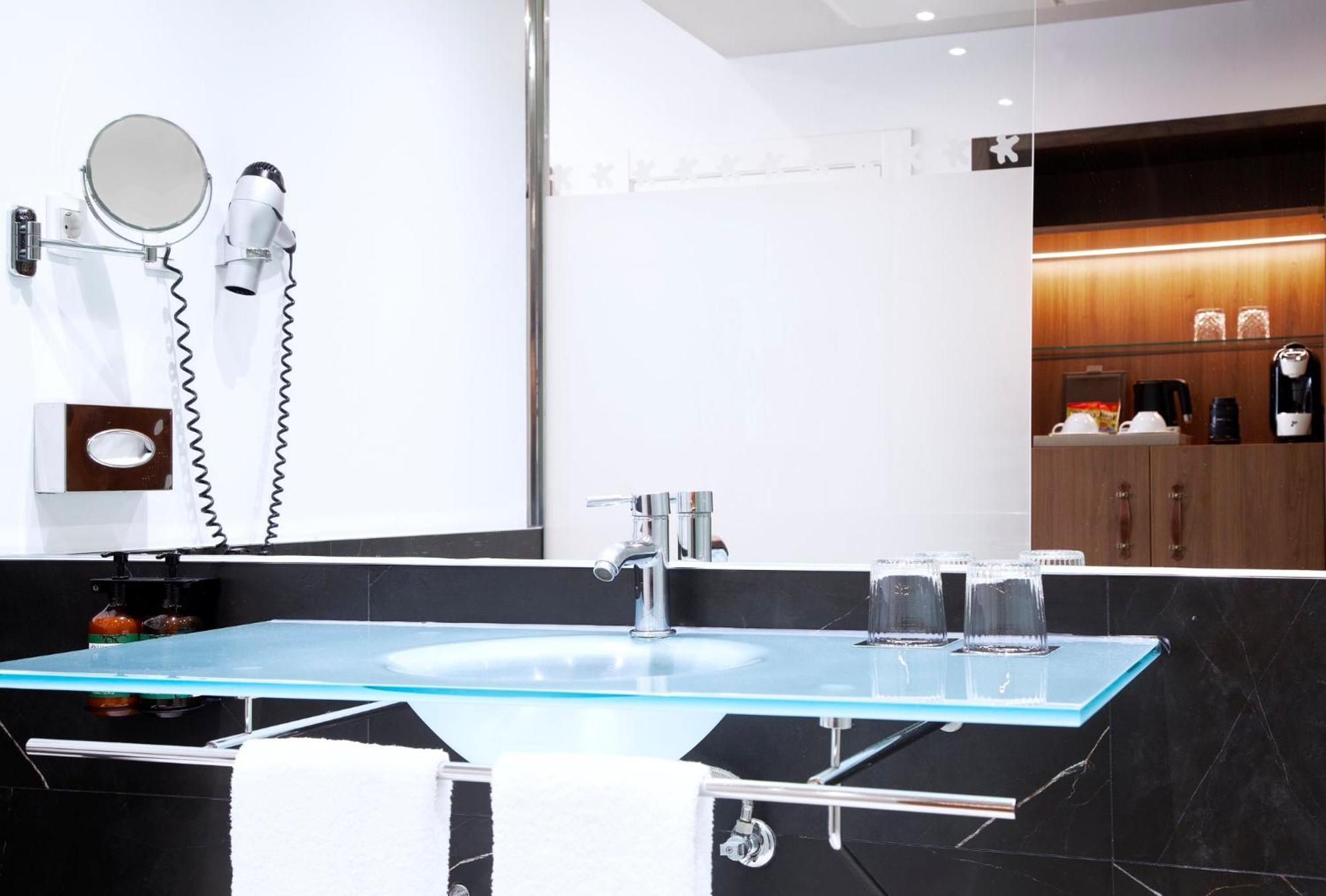Chambre Standard avec 2 Lits Simples - Accessible