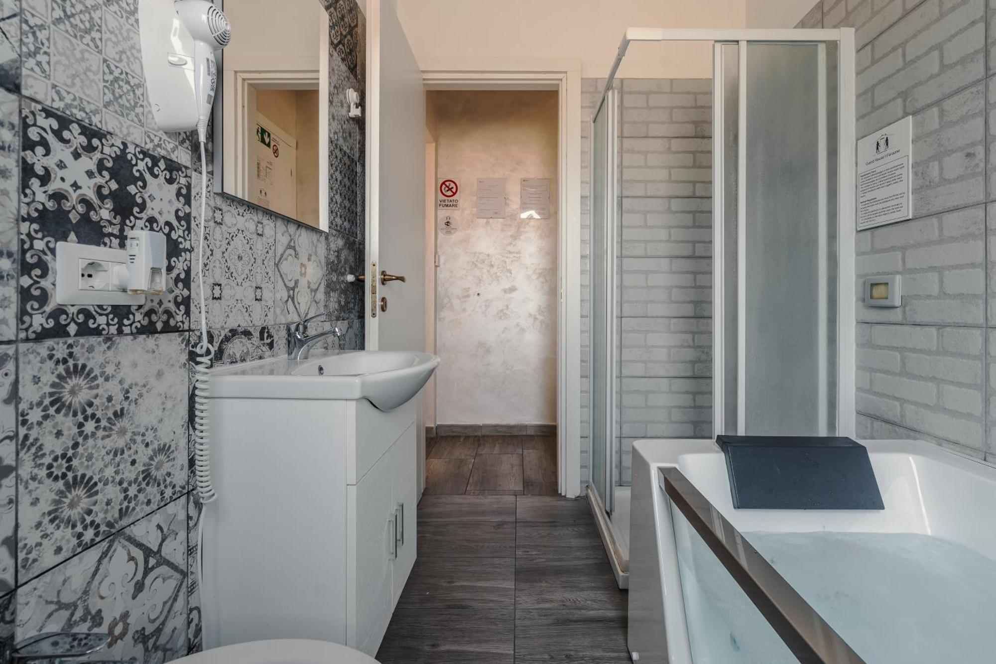 Double Room Spa Bath