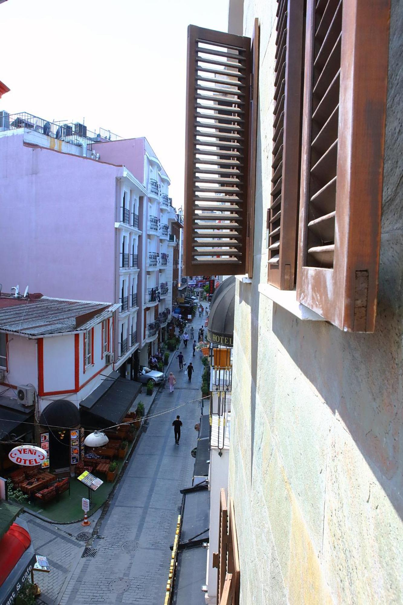 Triple Room Balcony
