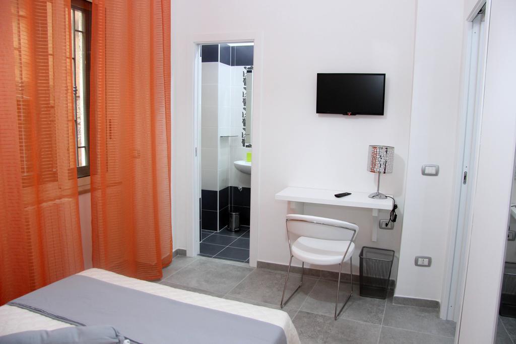 Single Room Private Bathroom