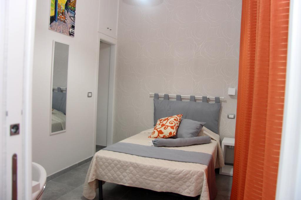 Single Room Private Bathroom