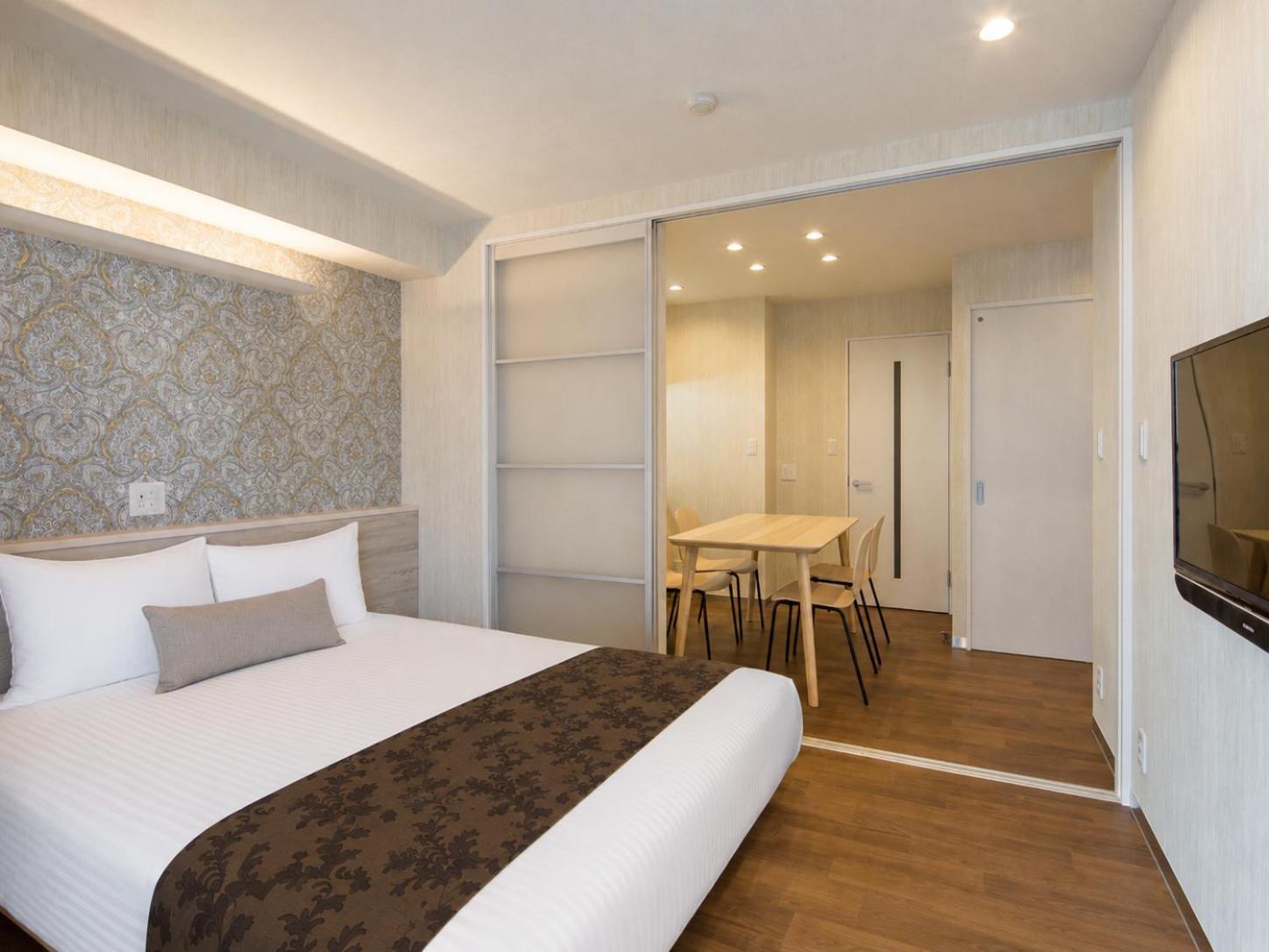 Two-Bedroom Balcony