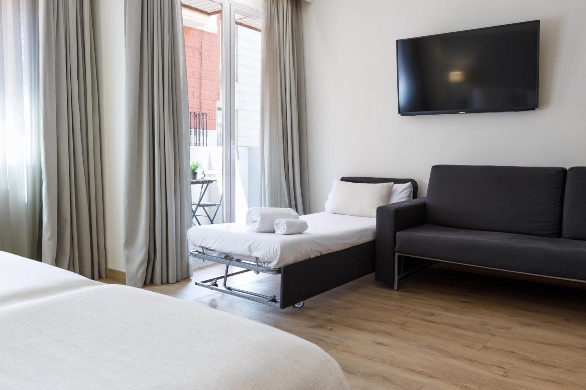 Triple Apartment