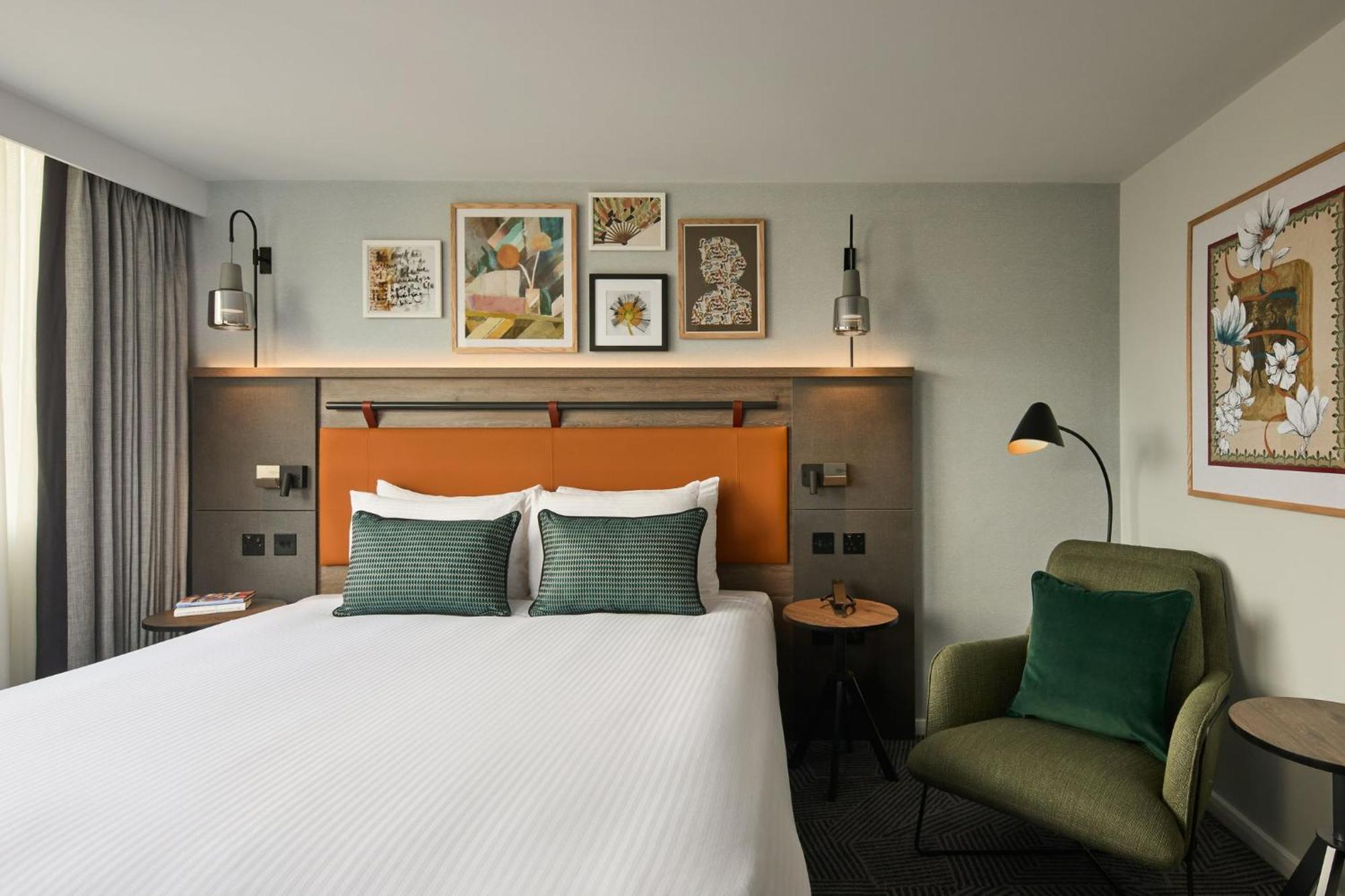 Premium King Room