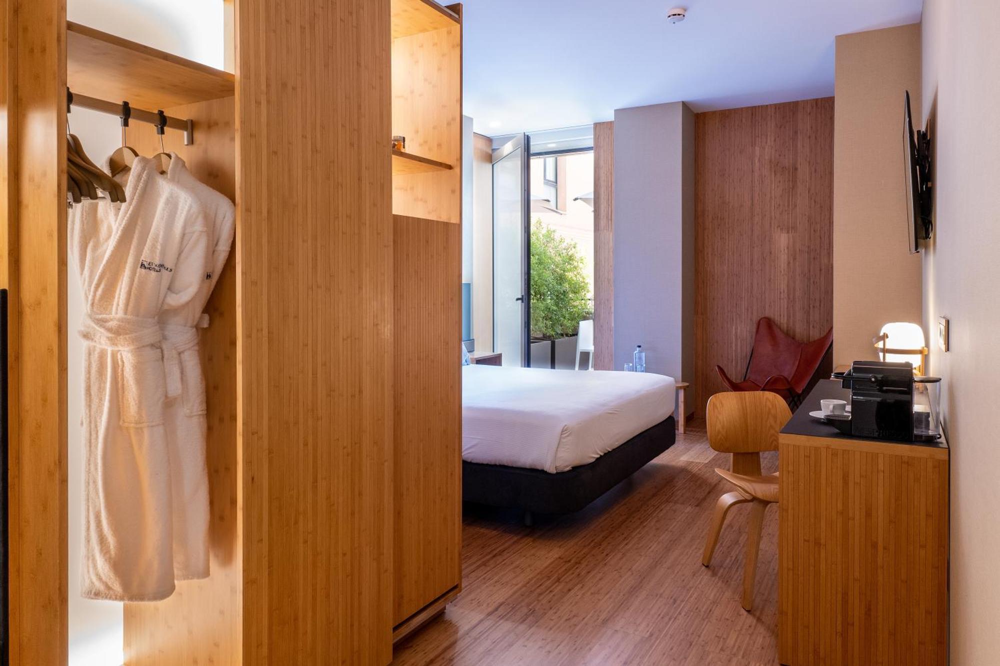 Deluxe Double Room Balcony