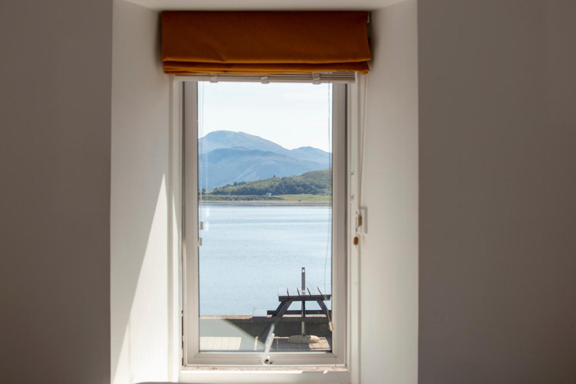 Double or Twin Room Sea View