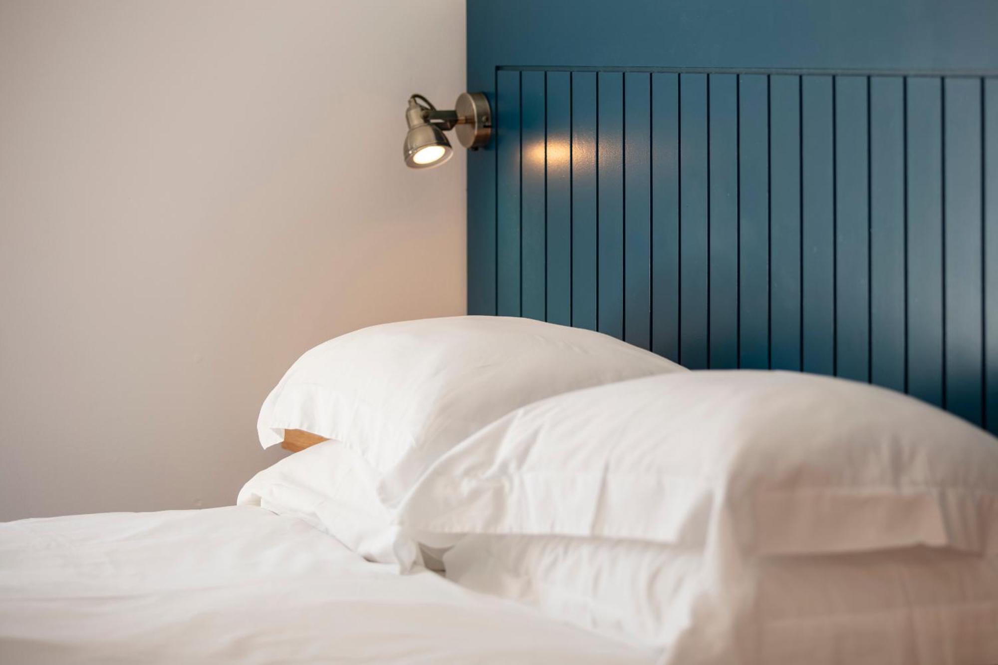 Double or Twin Room Sea View