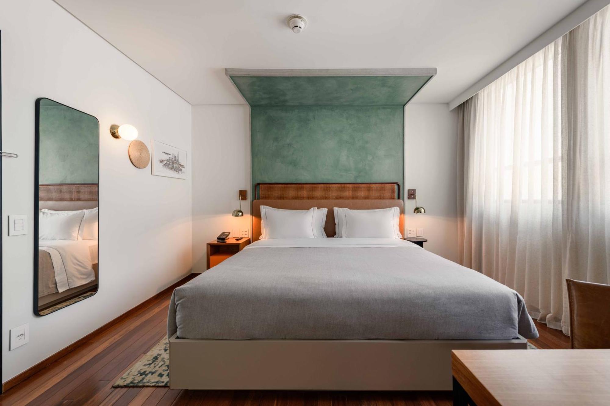 Standard King Room