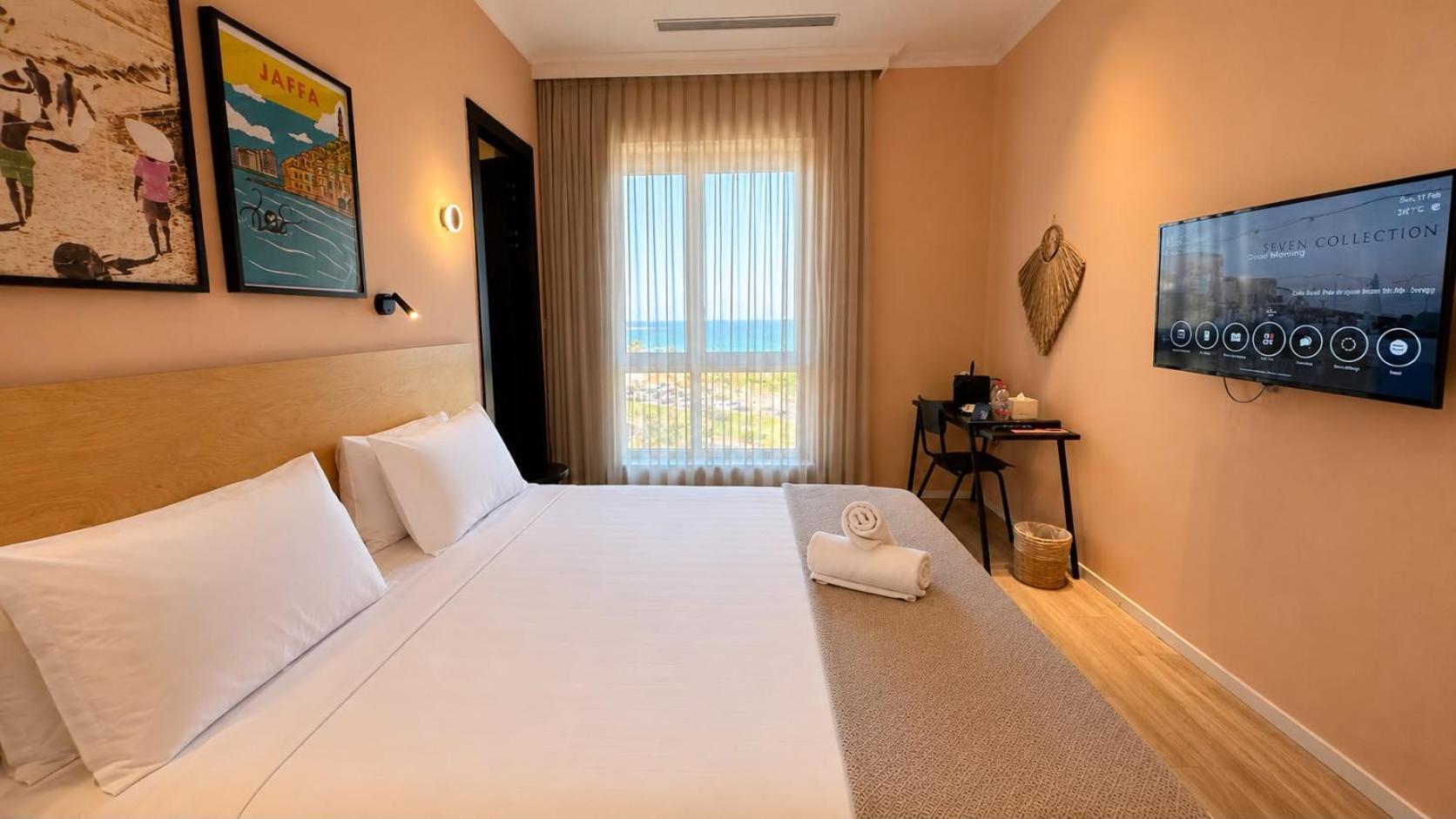 Queen Room Sea View