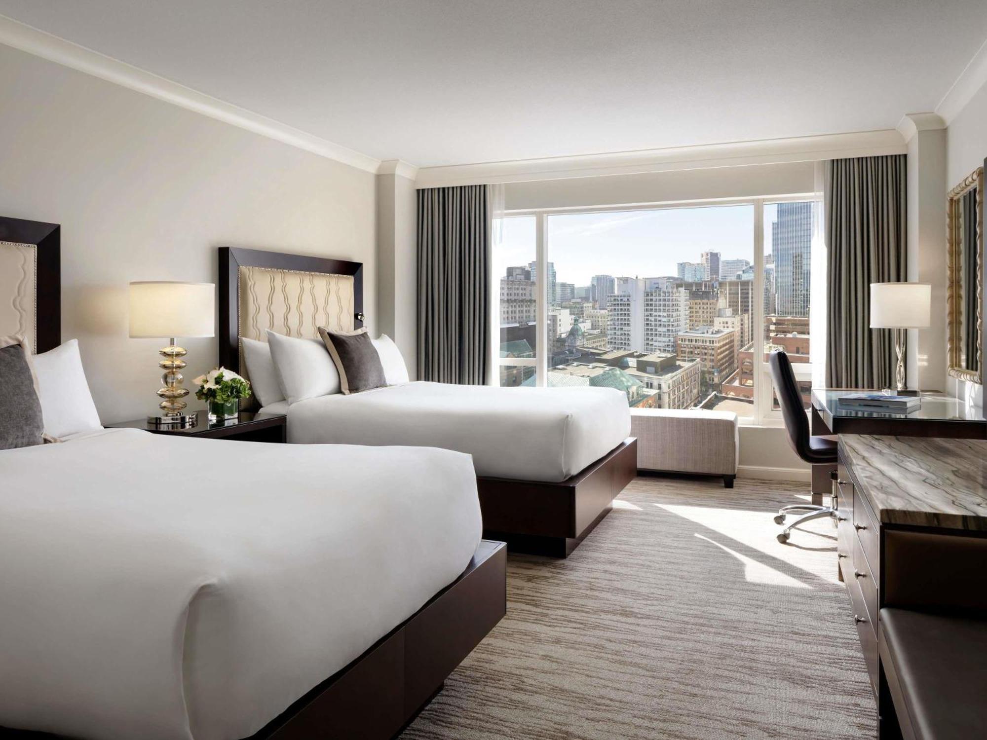 Fairmont City View Room Two Double Beds